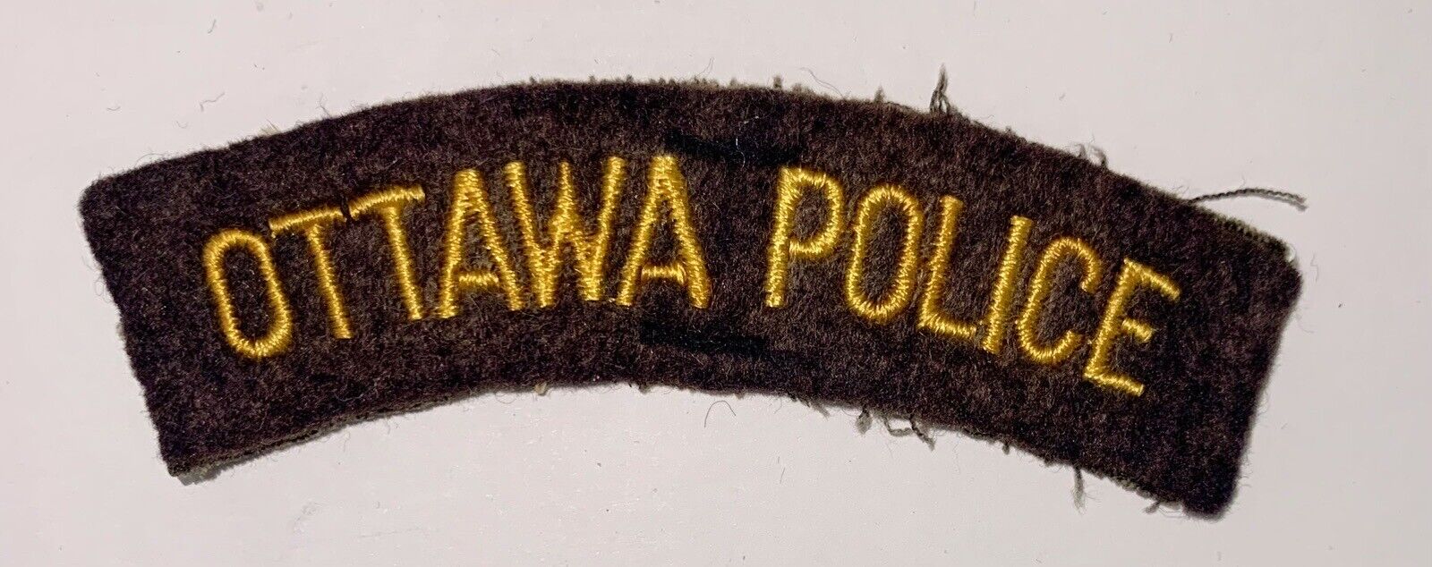 Rare Old Ottawa Police Shoulder Rocker Flash Patch - Ontario Canada.