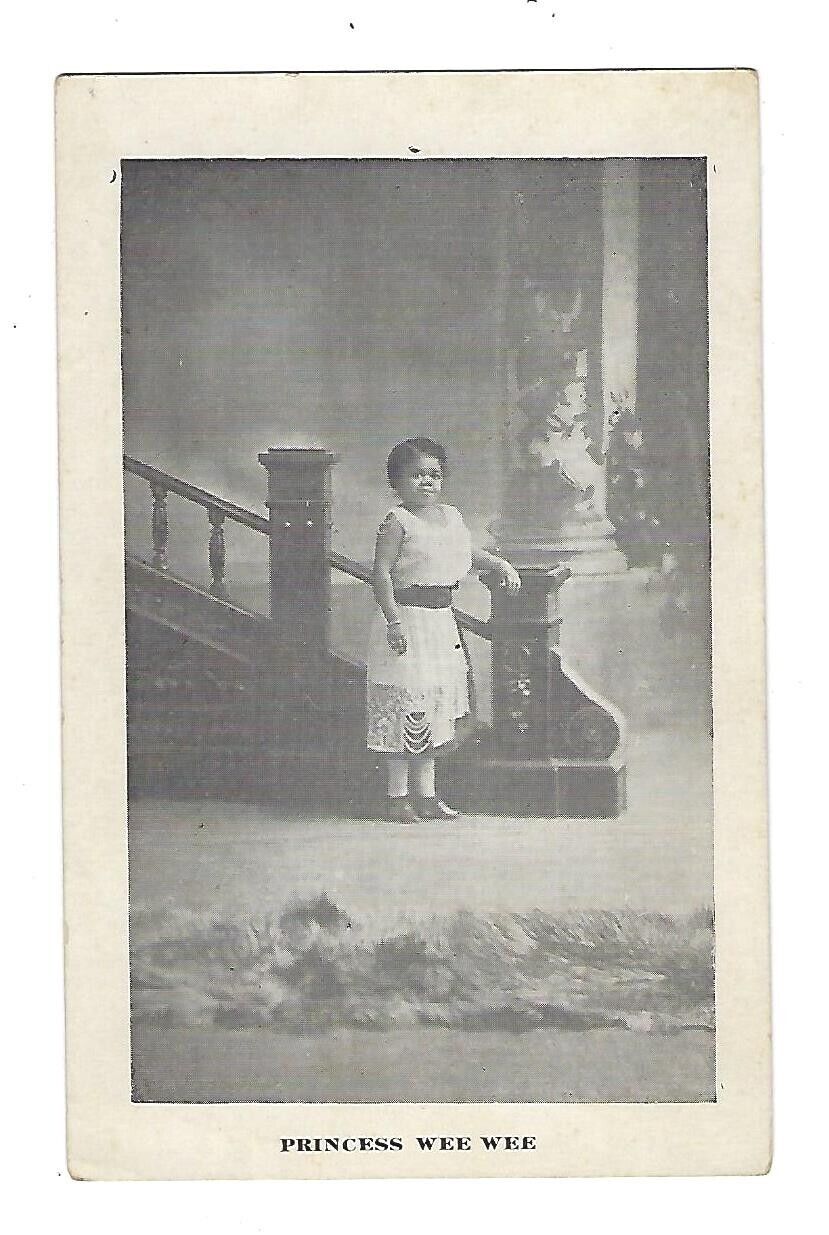 VTG Early 1900's Postcard Princess Wee Wee Performong In Barnum & Bailey