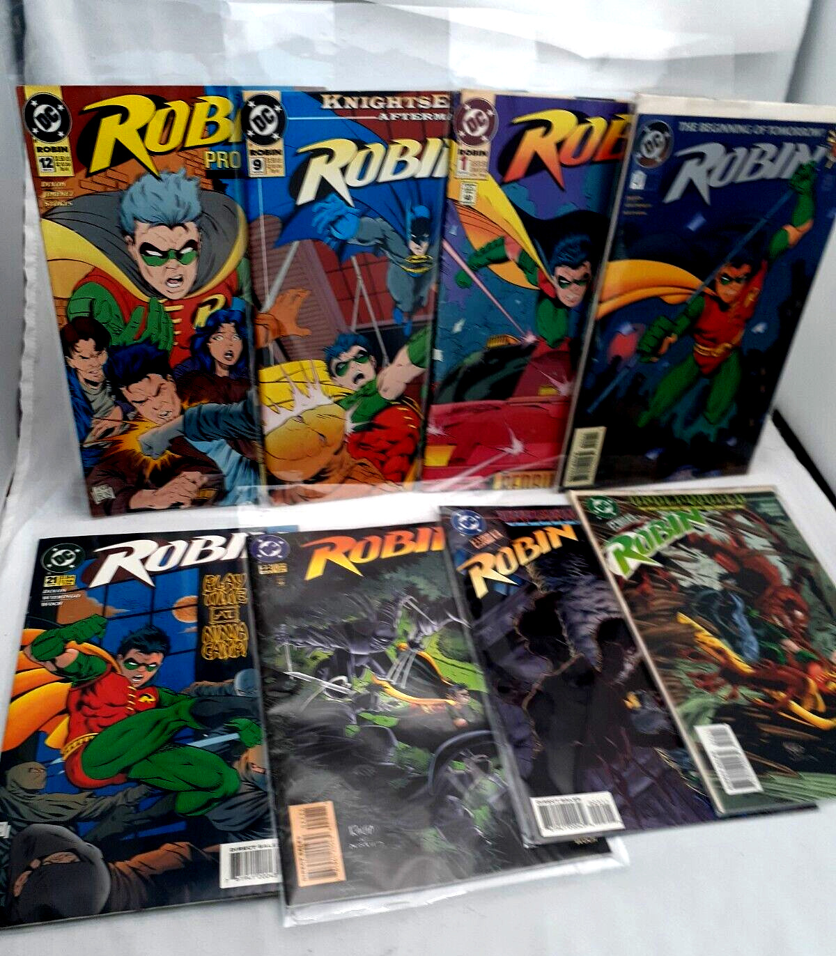 Vintage 1990\'s DC Comic Book ROBIN 8 Books Lot Dixon, Wheringo, Woch, Ninja Camp