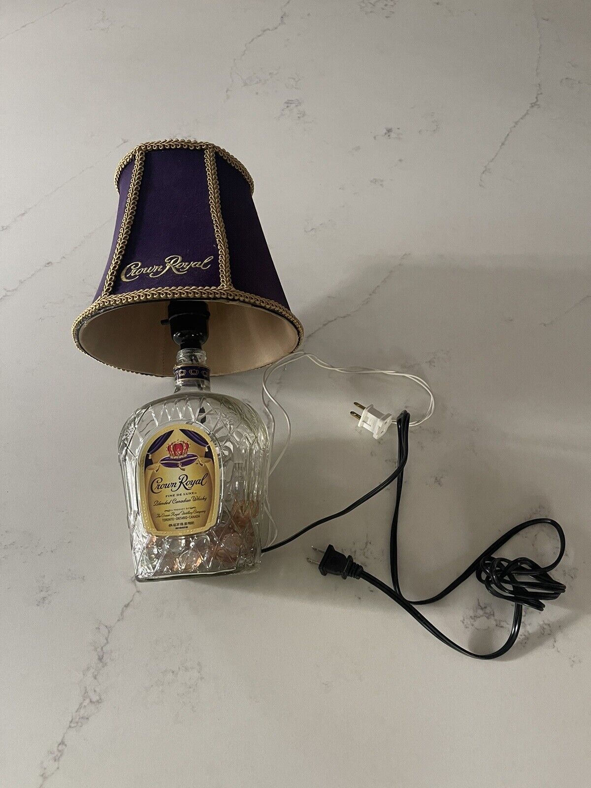 CROWN ROYAL WHISKEY Liquor Bottle TABLE LAMP LIGHT Works
