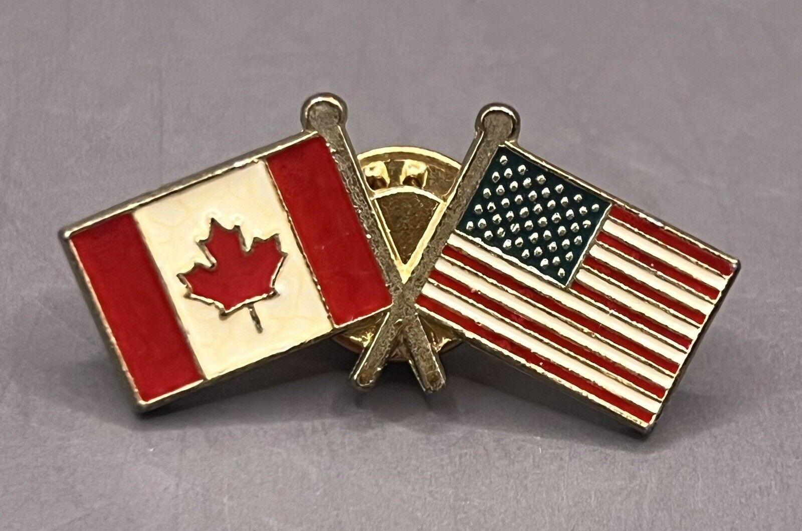 Vintage Canada USA Flag Enamel Lapel Pin Hat Pin Dual Citizenship - L