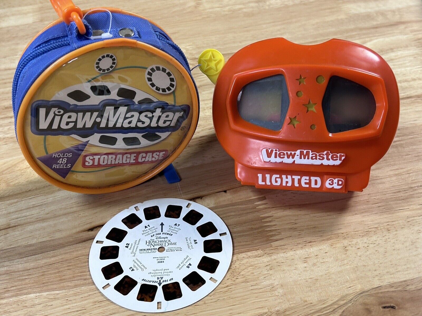 Vintage 1991 View-Master Yellow Handle Lighted 3D Viewer Tyco With Reels