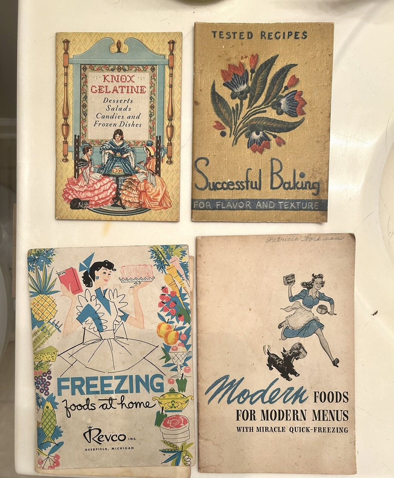 Vintage Lot Of 4 Paperback Recipe Books 1940’s/50’s