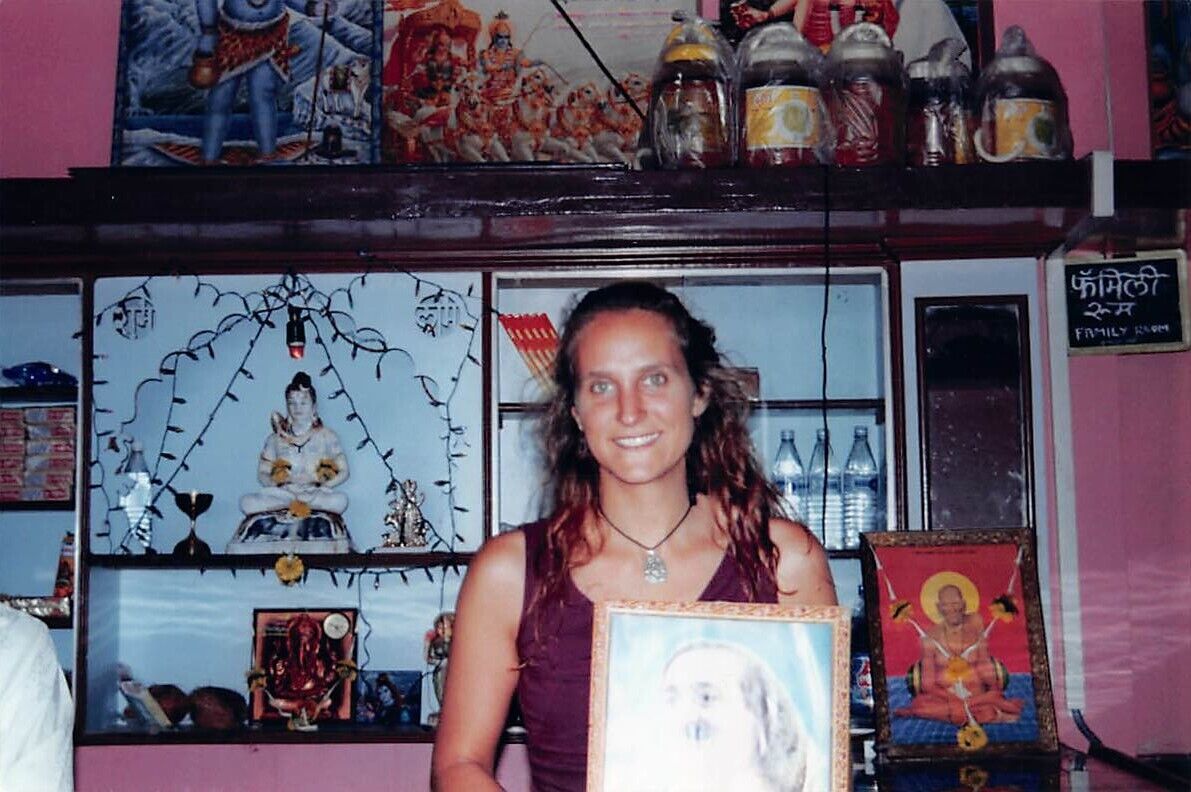 1990s Original Photo 4x6 Woman Portrait Buddhist Buddhism Buddha Frame D31 #39