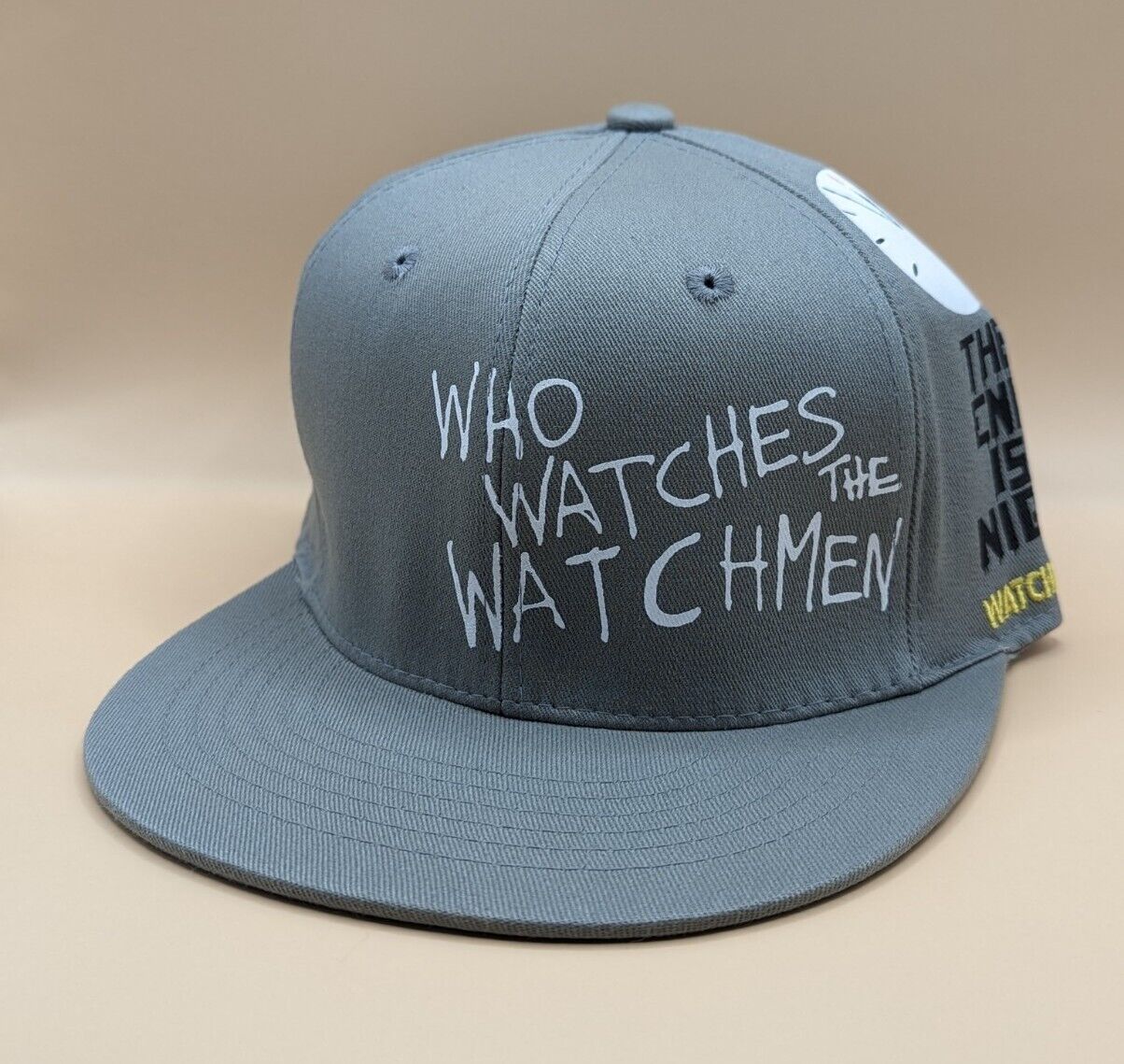 NEW NWT NECA DC Comics Who Watches The WATCHMEN End Is Nigh Movie Gray Cap Hat 
