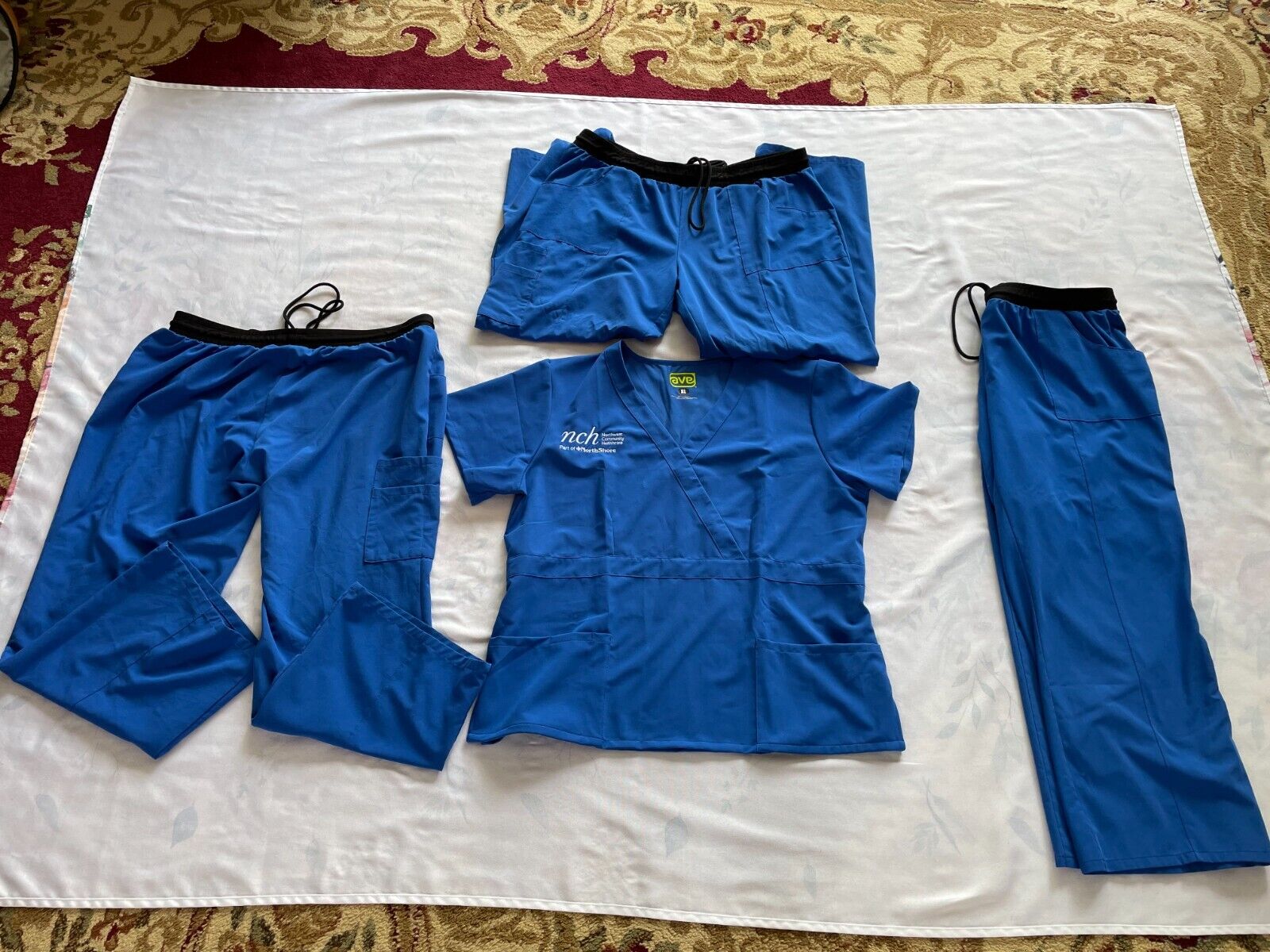 Blue Medical Uniform Nurse Work Women’s XL. Ave Uniform. 4 pants & 1 Top