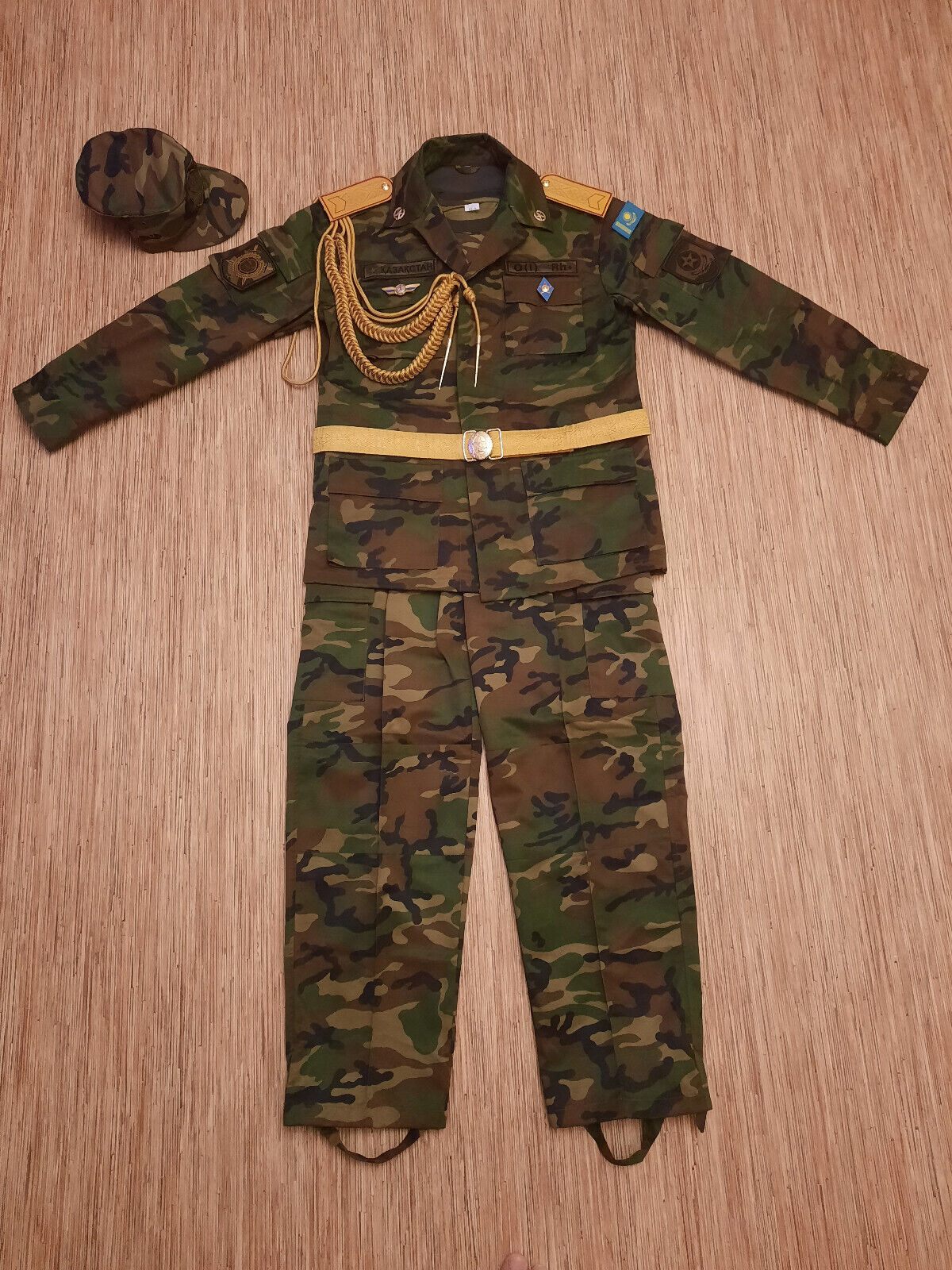 Super RARE Woodland Camo Military Demobilization Soldier Uniform Kazakhstan Army
