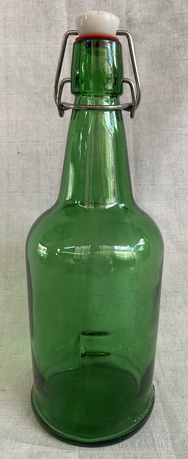 22oz Vintage Swing Top Green Beer Bottle