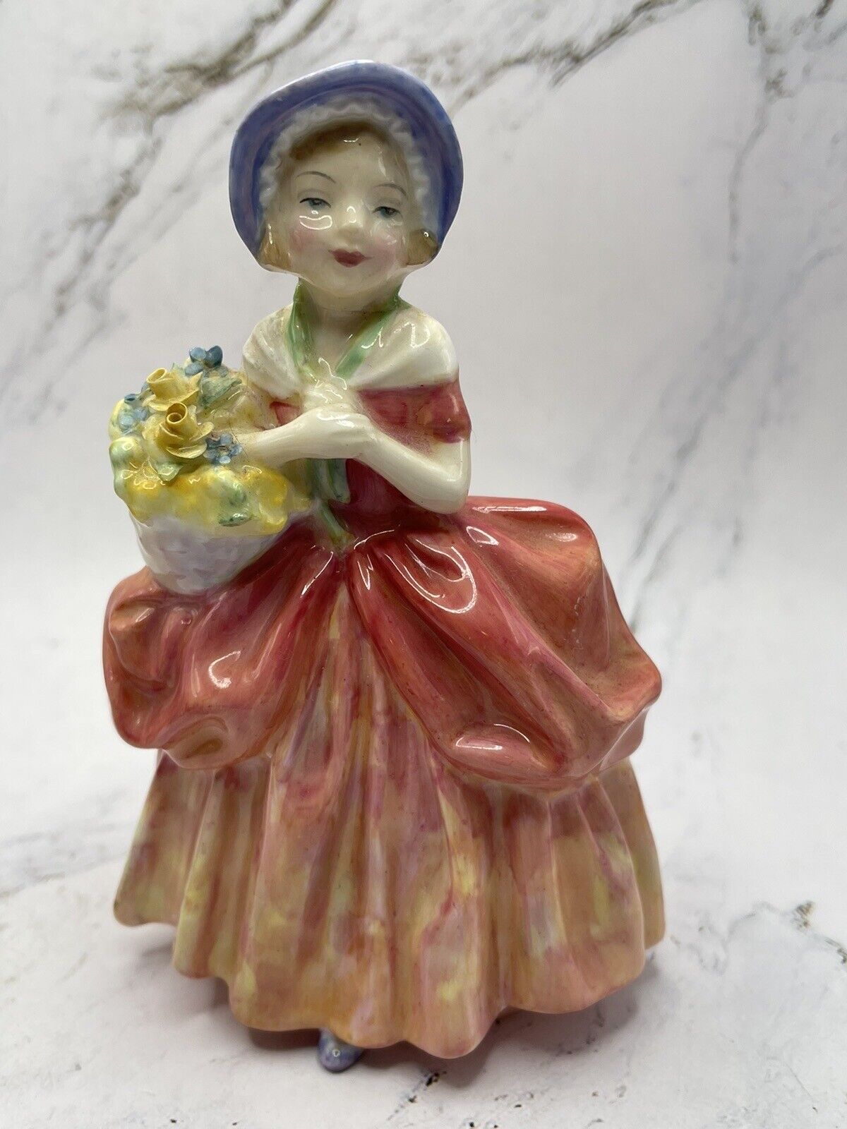 Vintage Royal Doulton Figurine “Cissie”  NN 1809 MM Bone China 5\