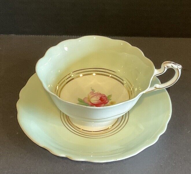 VTG PARAGON DOUBLE WARRANT FOOTED WILD ROSE, MINT GREEN TEA CUP SAUCER BEAUTIFUL