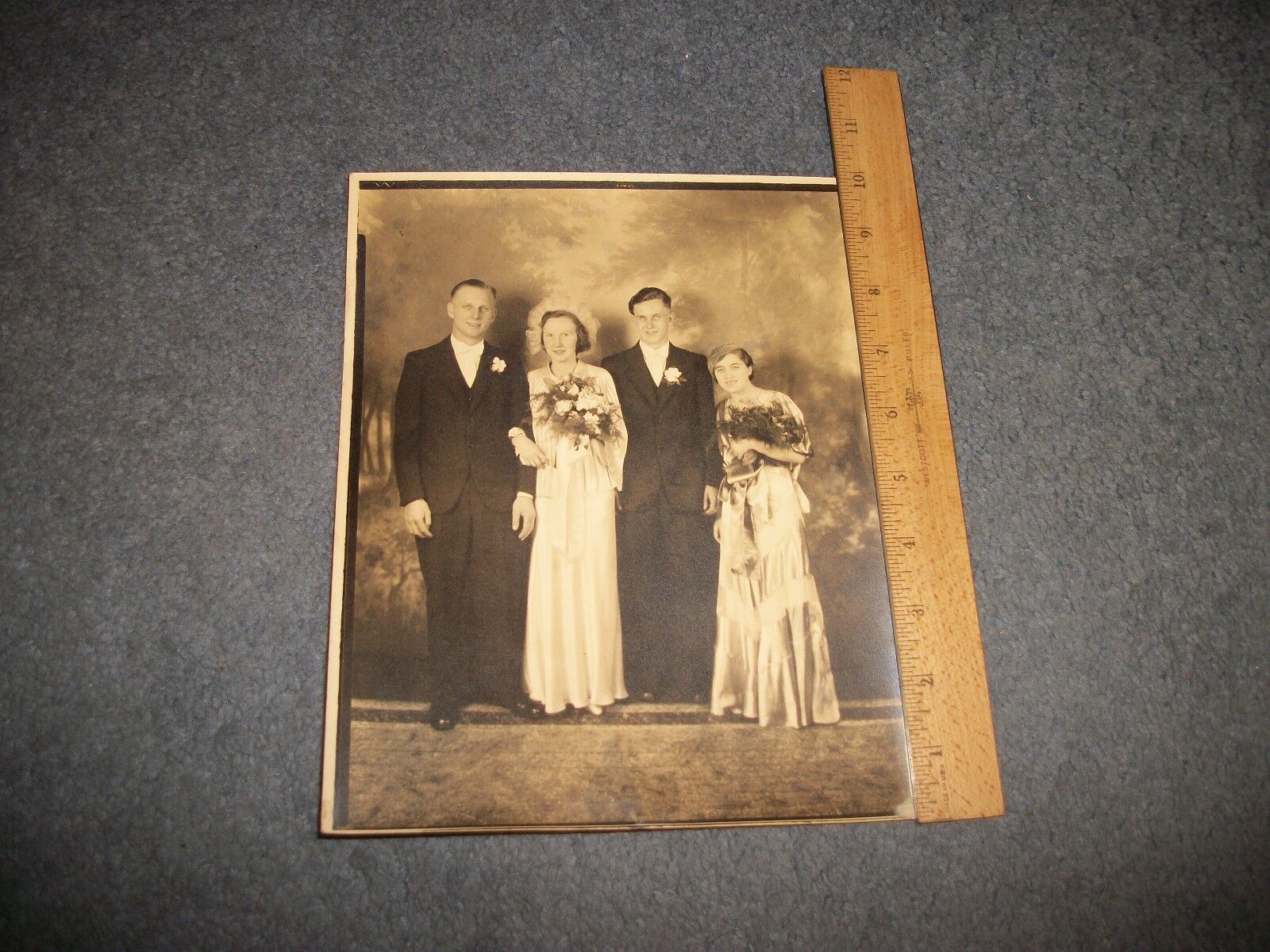 ANTIQUE PHOTO  HANDSOME COUPLES  DRESSED IN BEST CLOTHES. APPROX. 8x10