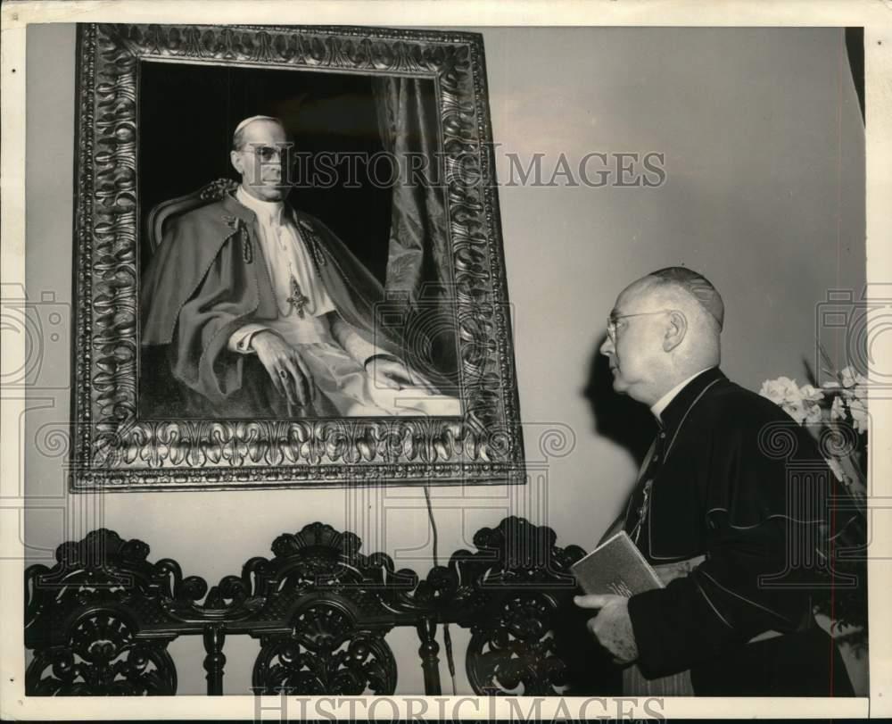1954 Press Photo Francis Cardinal Spellman with portrait of Pope Pius XII