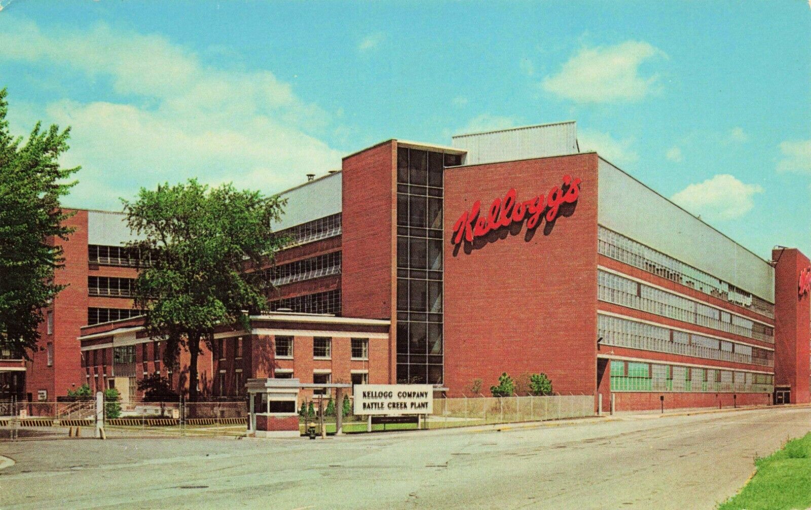Battle Creek MI Kellogg Company Plant Building Vintage Postcard Posted 1966