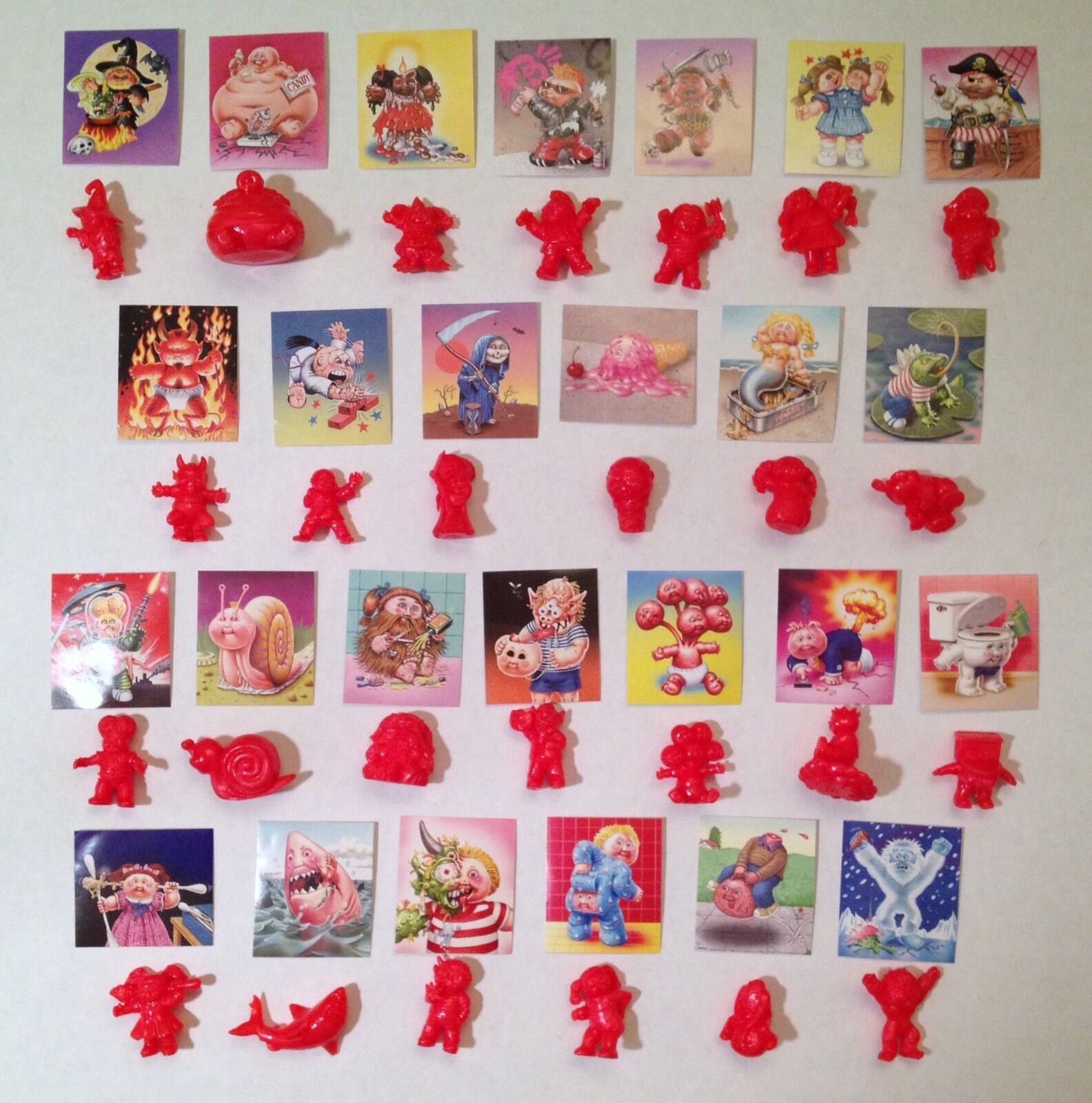 2014 Topps GPK MINIKINS Series 2 RED Set 26 Toys & Stickers CHEAP