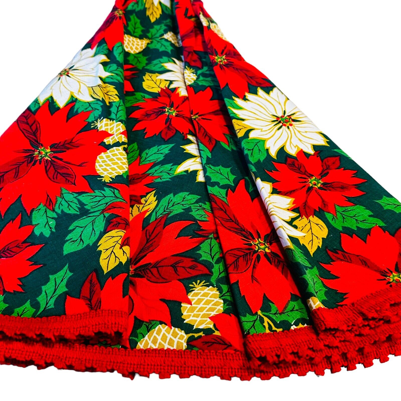 vintage cotton poinsettia round Christmas tree skirt 52\