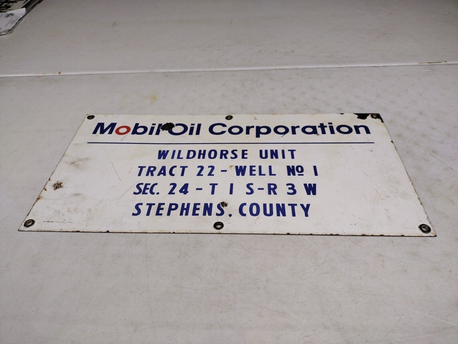 Vintage SSP Mobiloil Corporation Stephens County Wildhorse Porcelain Well Sign
