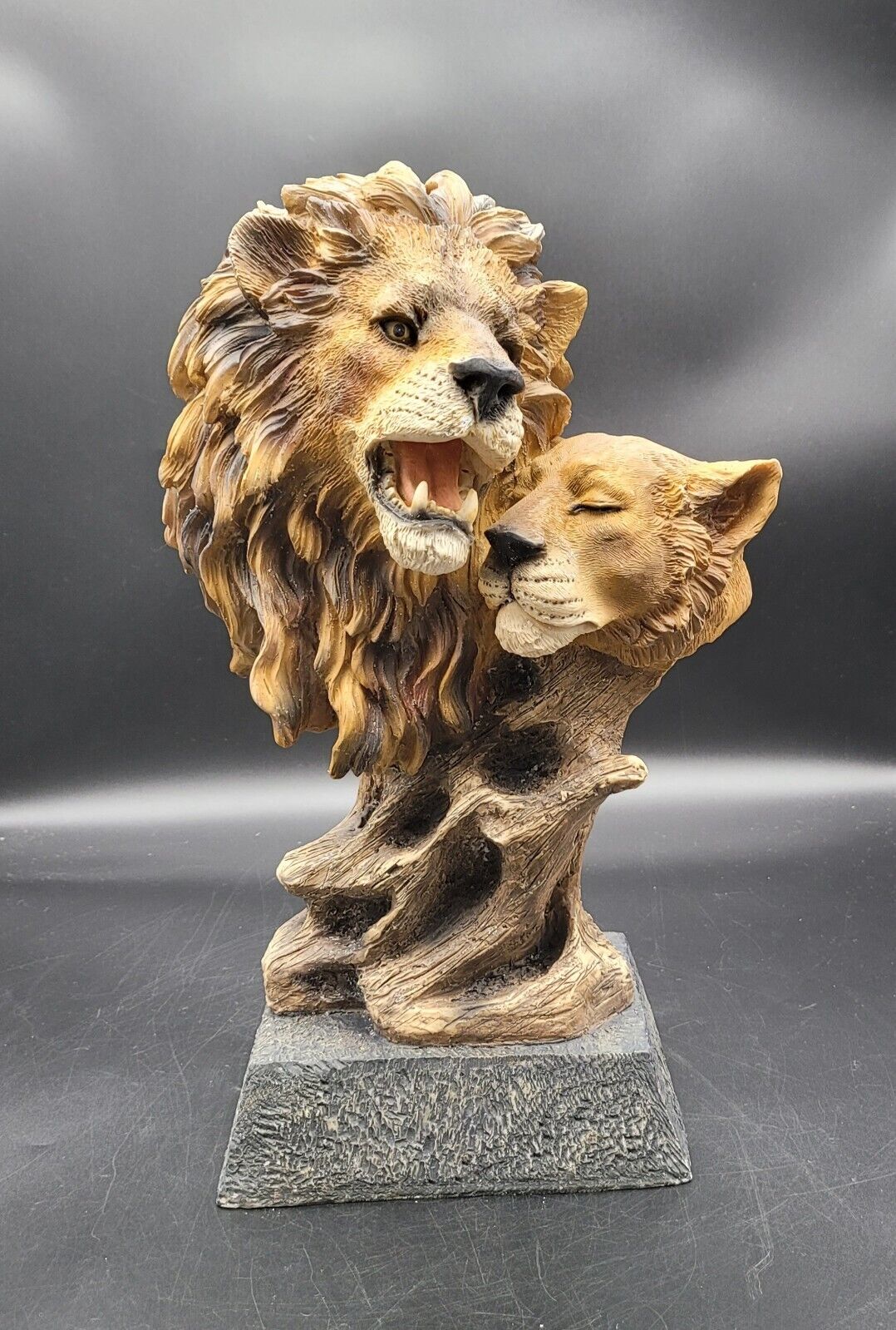Lion And Lioness 13in Tall Polyresin Statue By DWK 2002