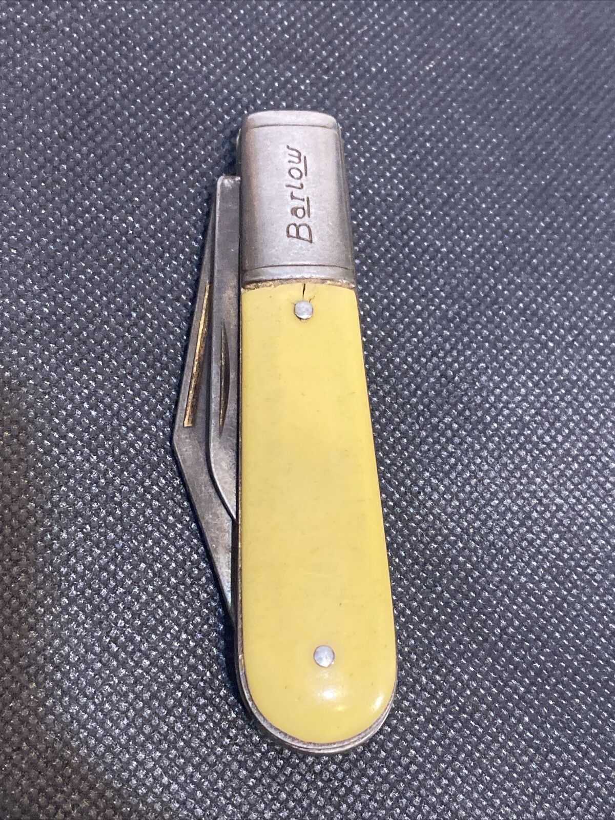 Vintage Barlow Double Blade Pocket Knife Made In USA Yellow Handle Plain Blade