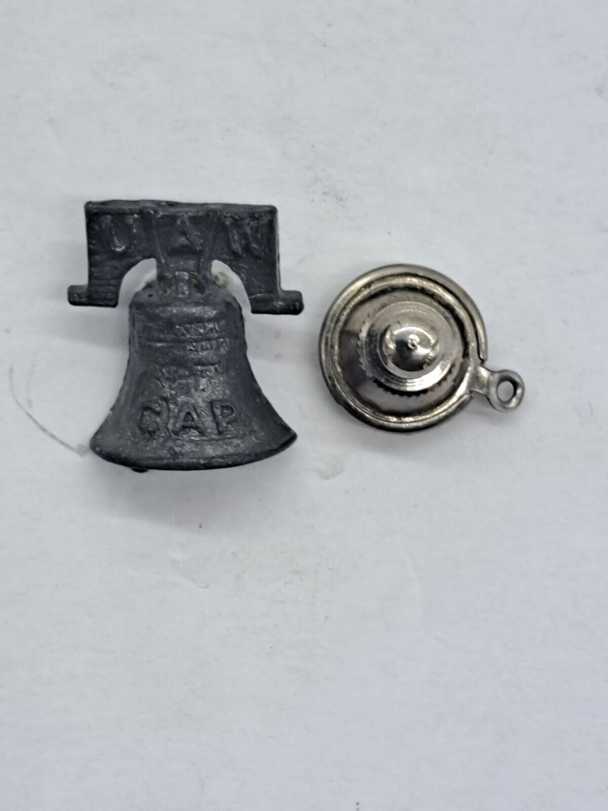 Liberty Bell Metal Hat/ Lapel Pin Pinback USA~Patriotic 