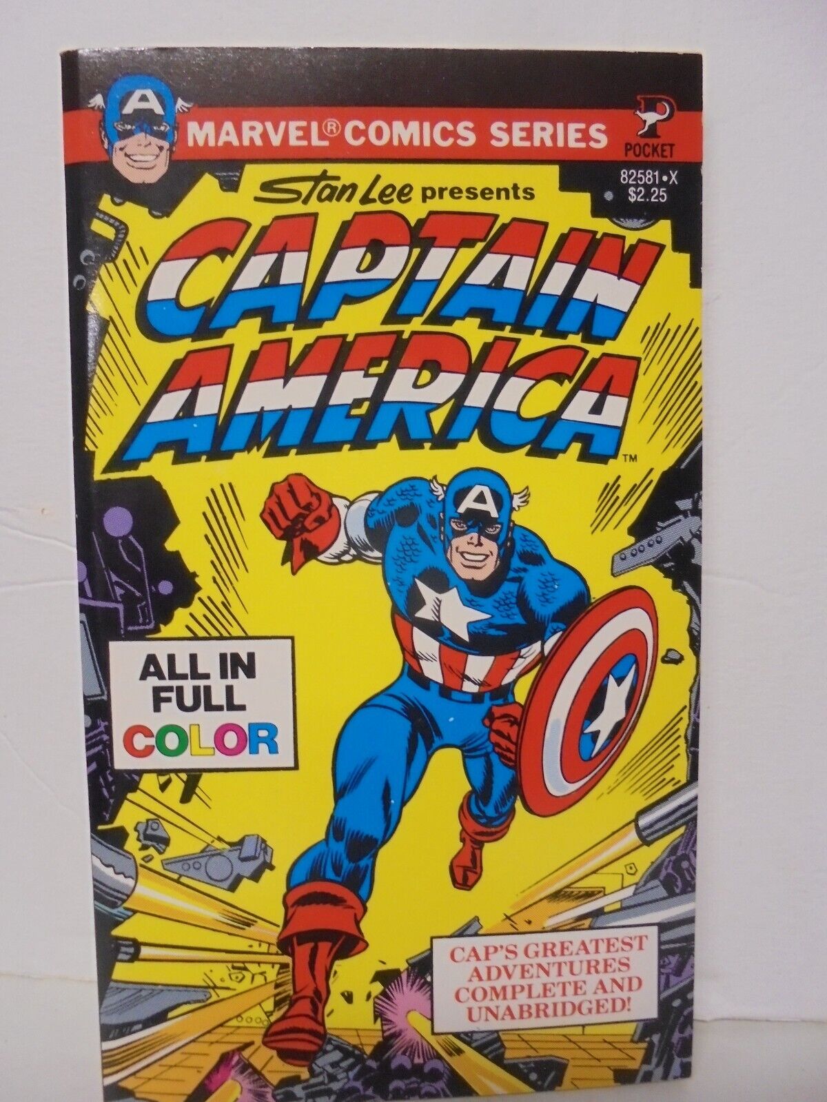 Captain America 1979 Paperback Book, Pocketbooks 1st ed.  (VF) Higher grade