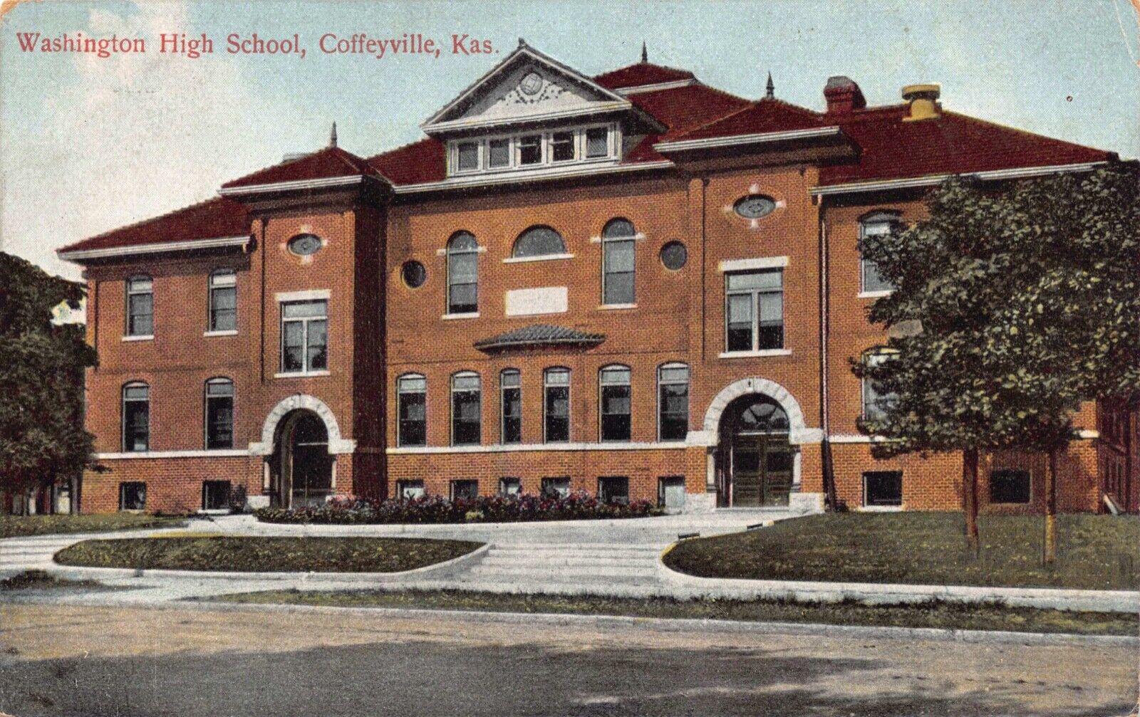 Postcard Washington High School in Coffeyville, Kansas~128230