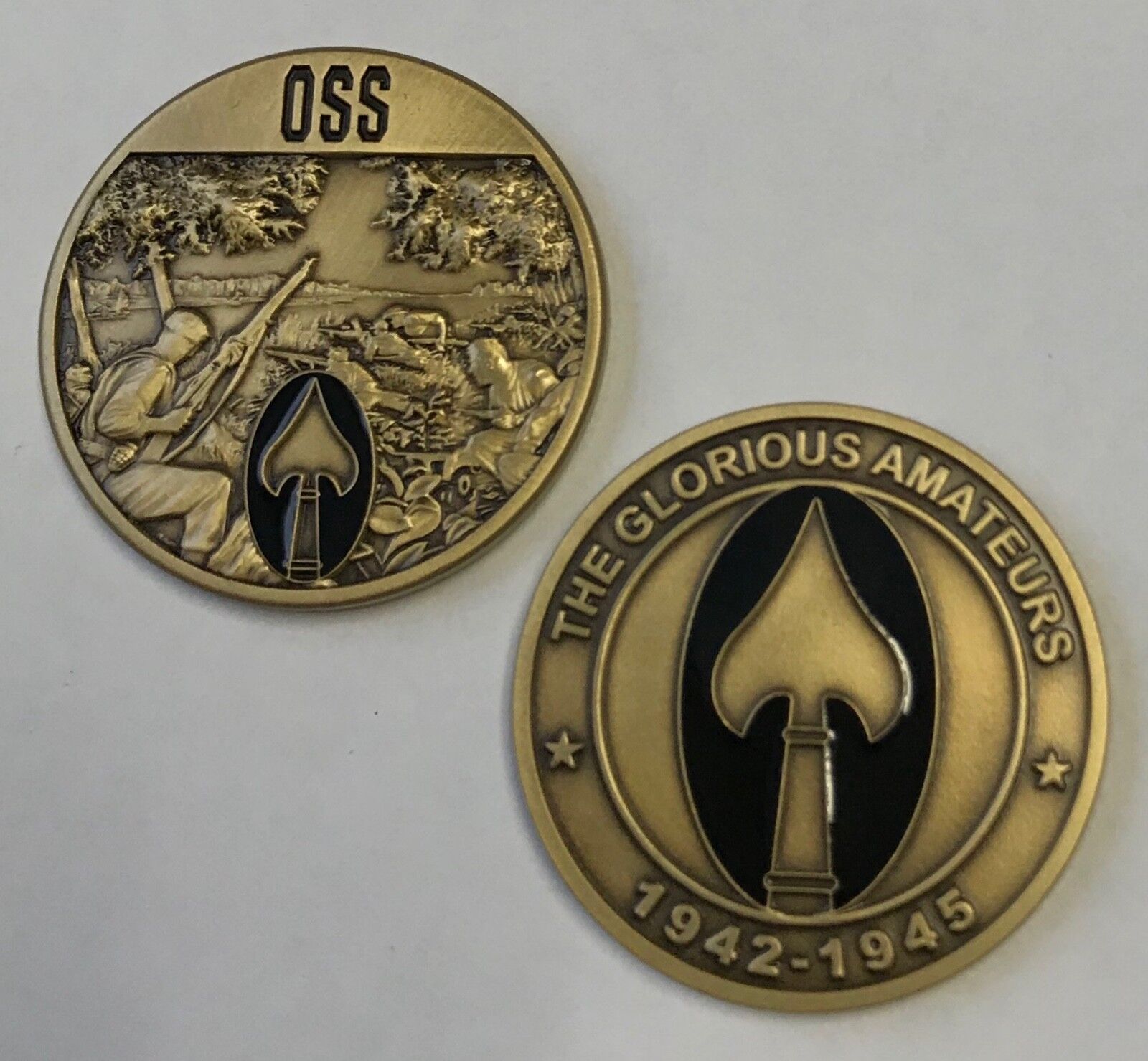 CIA Glorious Amateurs Office of Strategic Services OSS CIA WWII Spear Coin 1.75