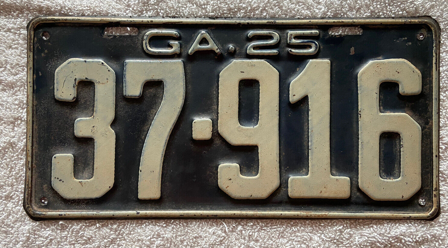Good Solid Original 1925 Georgia license plate.  See My Other Plates
