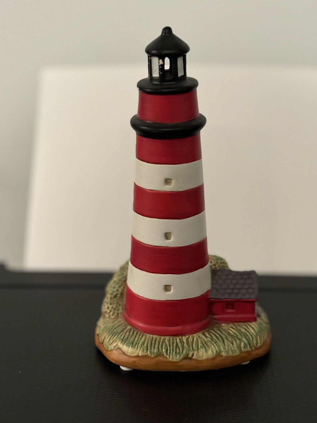Lefton Porcelain Lighthouse Red White Stripe 1993 Assateague Preowned