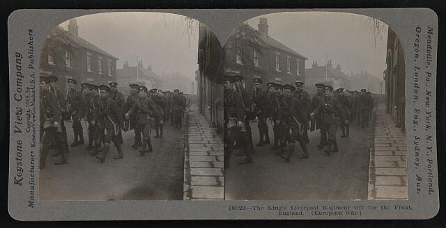 The King\'s Liverpool regiment off for the front, England. (European War)
