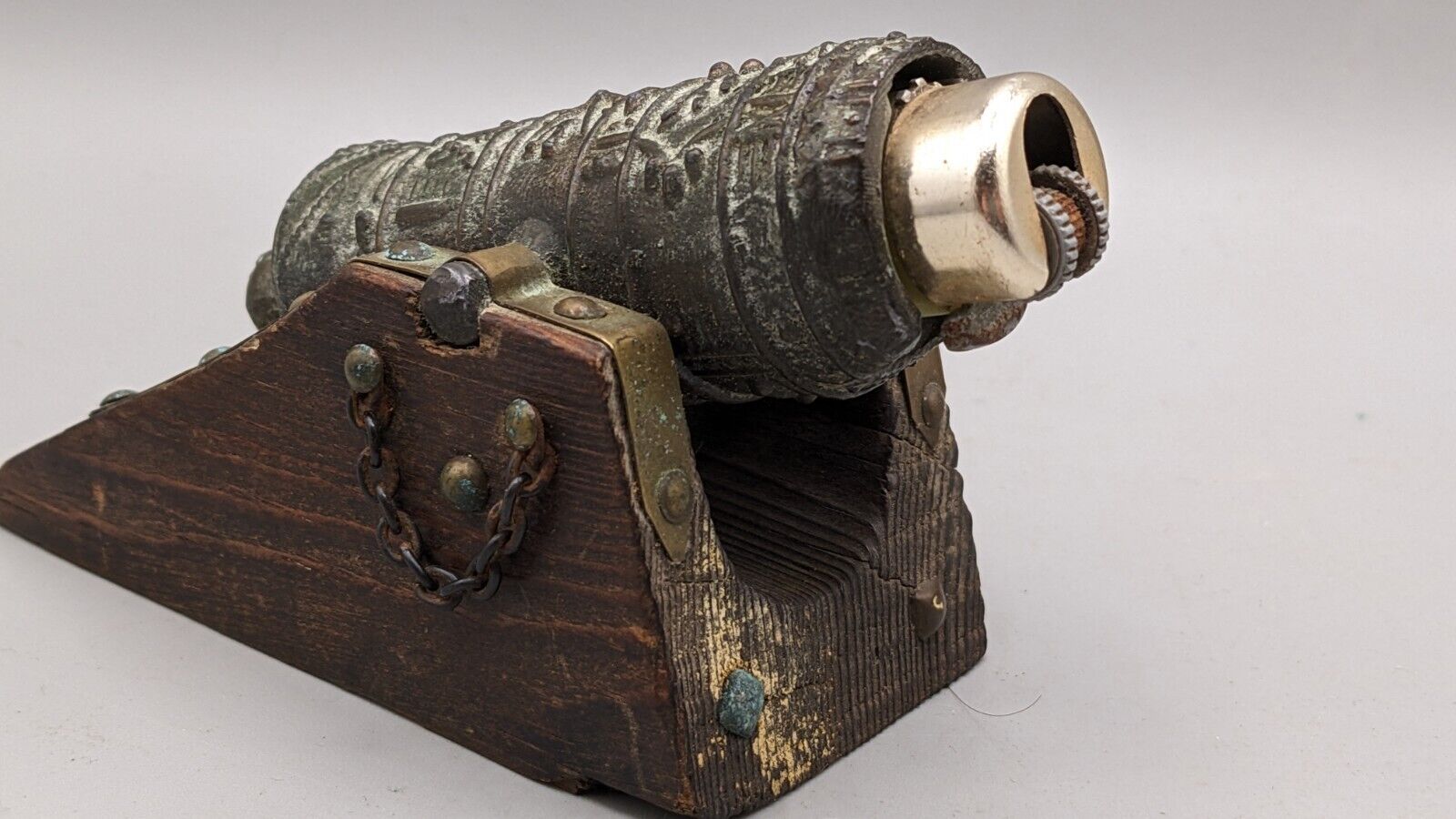 Vintage Spanish Lighter Military Canon Mortero Plaza Siglo XVI Cast Brass...