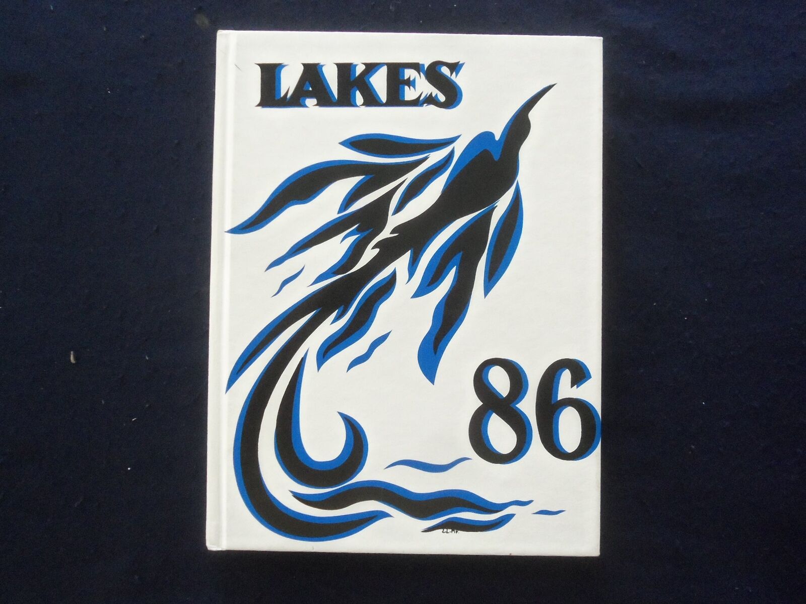 1986 LAKES MOUNTAIN LAKES HIGH SCHOOL YEARBOOK - MOUNTAIN LAKES, NJ - YB 1926Z