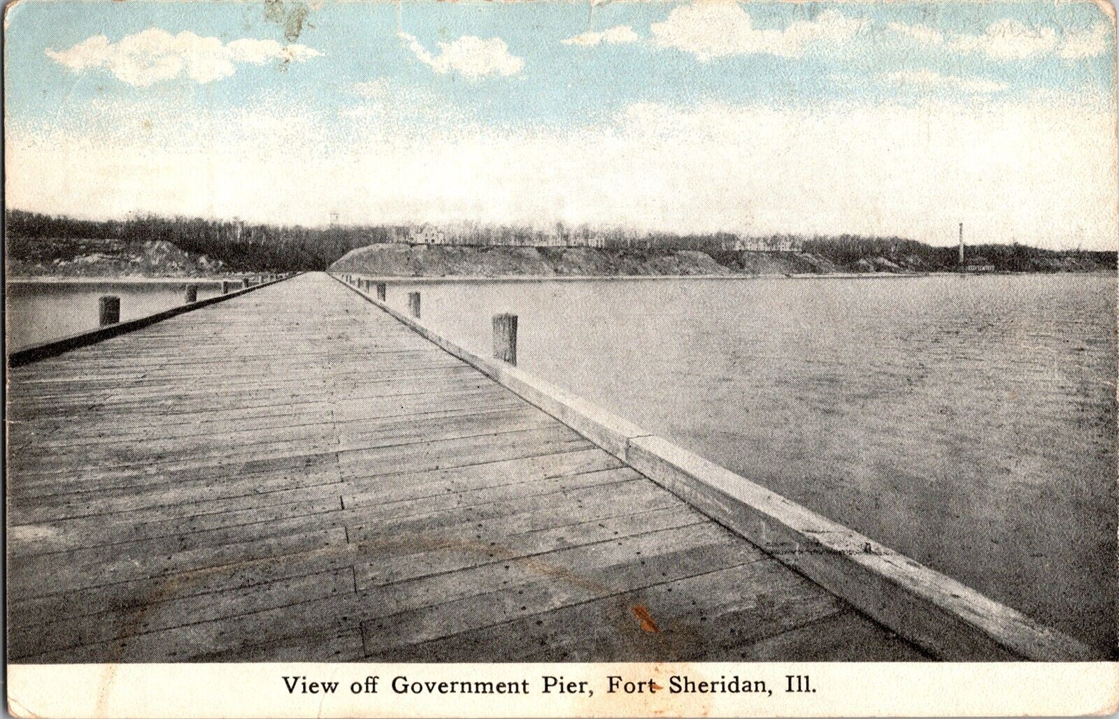 View Off Government Pier, Fort Sheridan IL c1917 Vintage Postcard R41