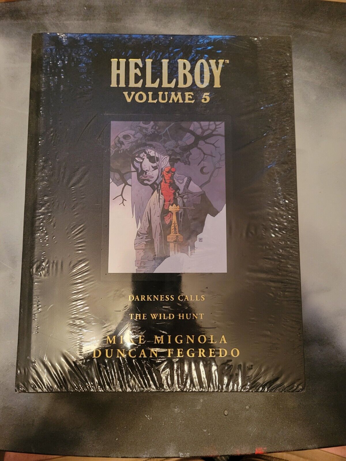 HELLBOY LIBRARY EDITION vol. 5: DARKNESS CALLS / THE WILD HUNT [1st, HC] SEALED