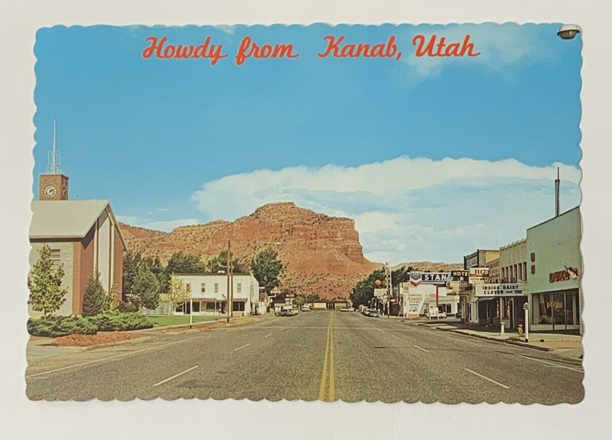 Howdy from Kanab Utah Street Scene Postcard