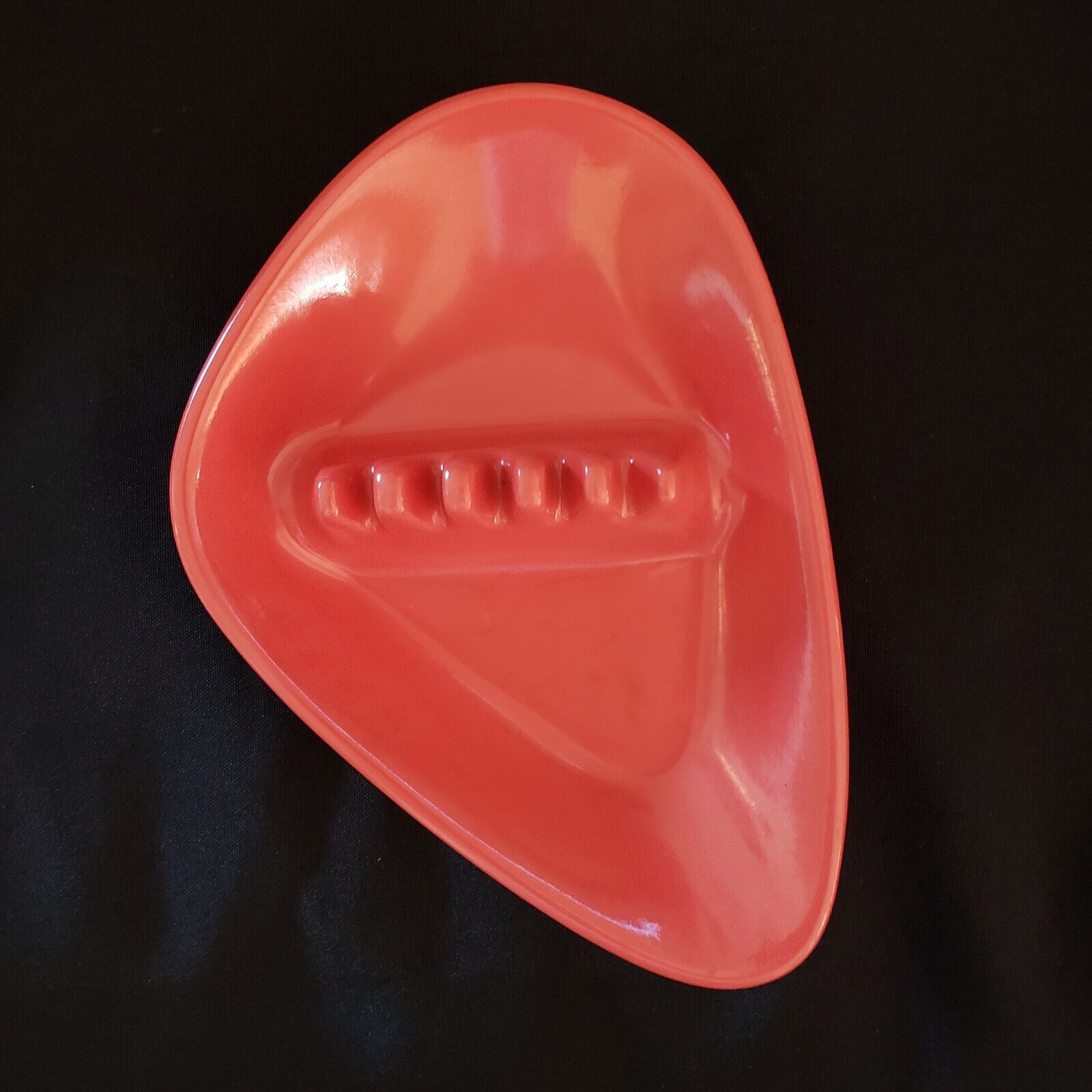 Atomic Orange Ashtray Plastic ANHOLT Boomerang Mid-Century Mod 6¾\
