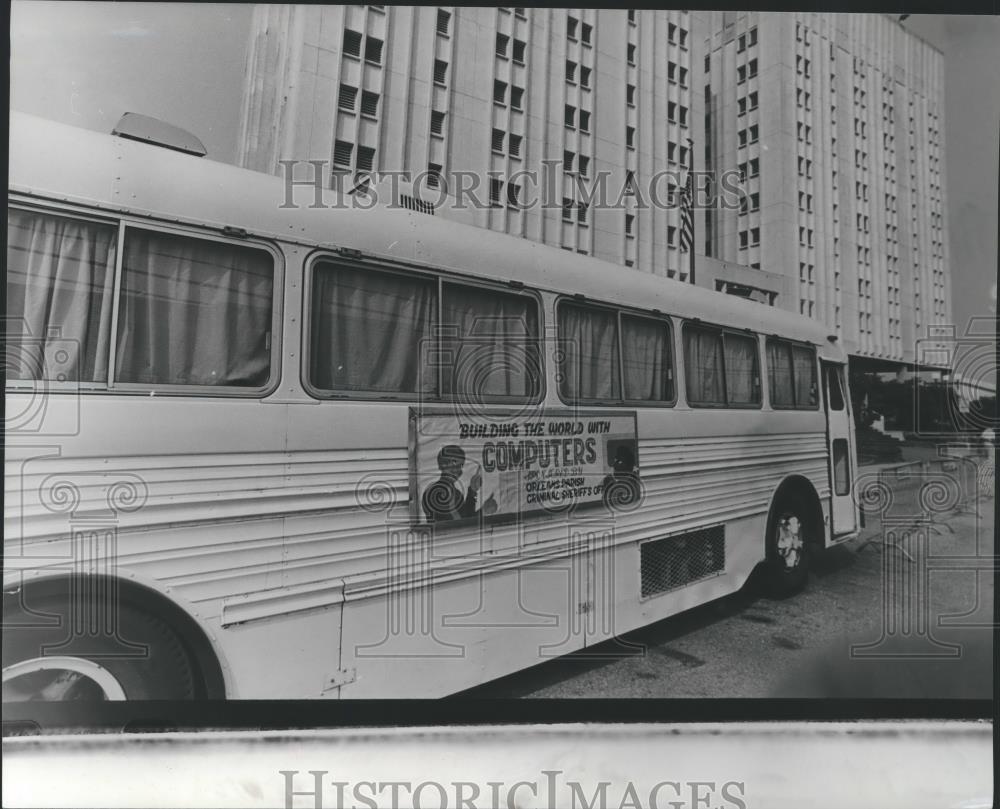 1988 Press Photo Jefferson Parish bus for people with special needs/handicapped