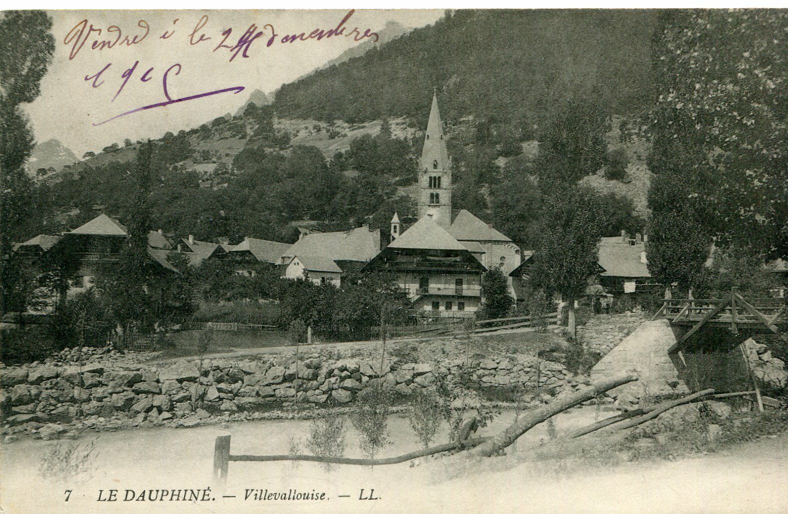 VALLOUISE PELVOUX card view of the hamlet of Villevallouise with the church