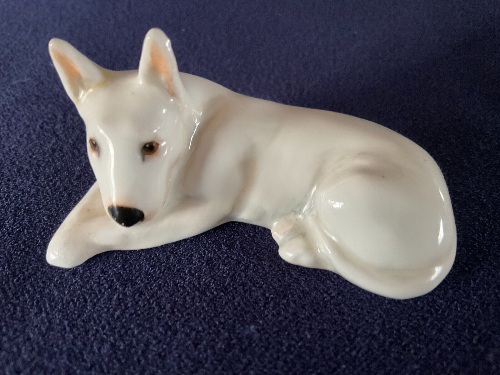 htf Royal Doulton K14 Bull Terrier Laying Dog Figurine # 1093 White Mini Vintage