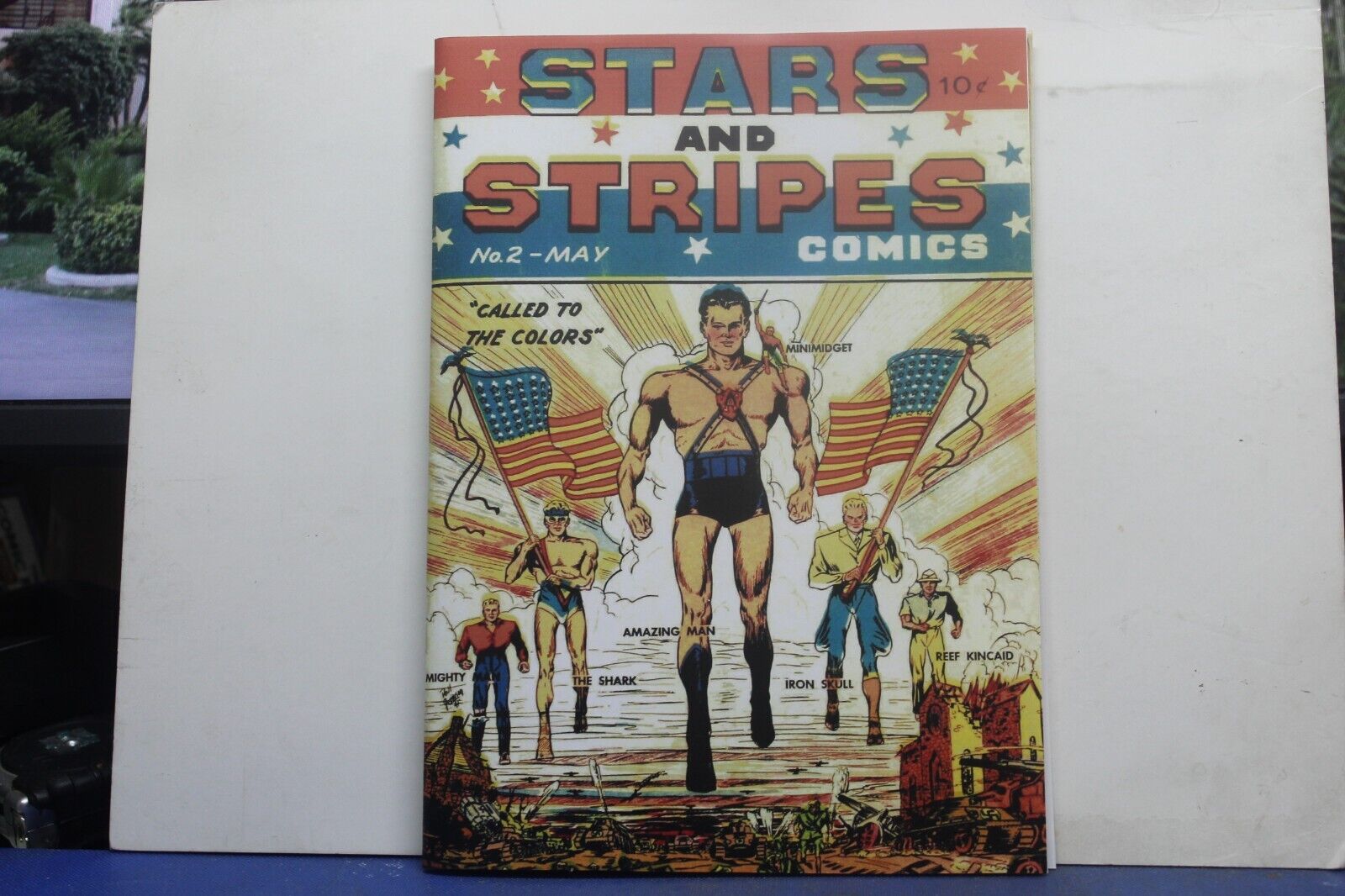 STARS AND STRIPES #2(#1) REPRODUCTION COVER AND CENTERFOLD 1941