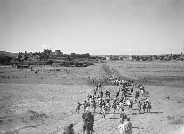 Italian Troops Marching Into Makale - Italian And Allied Ethiop 1935 Old Photo