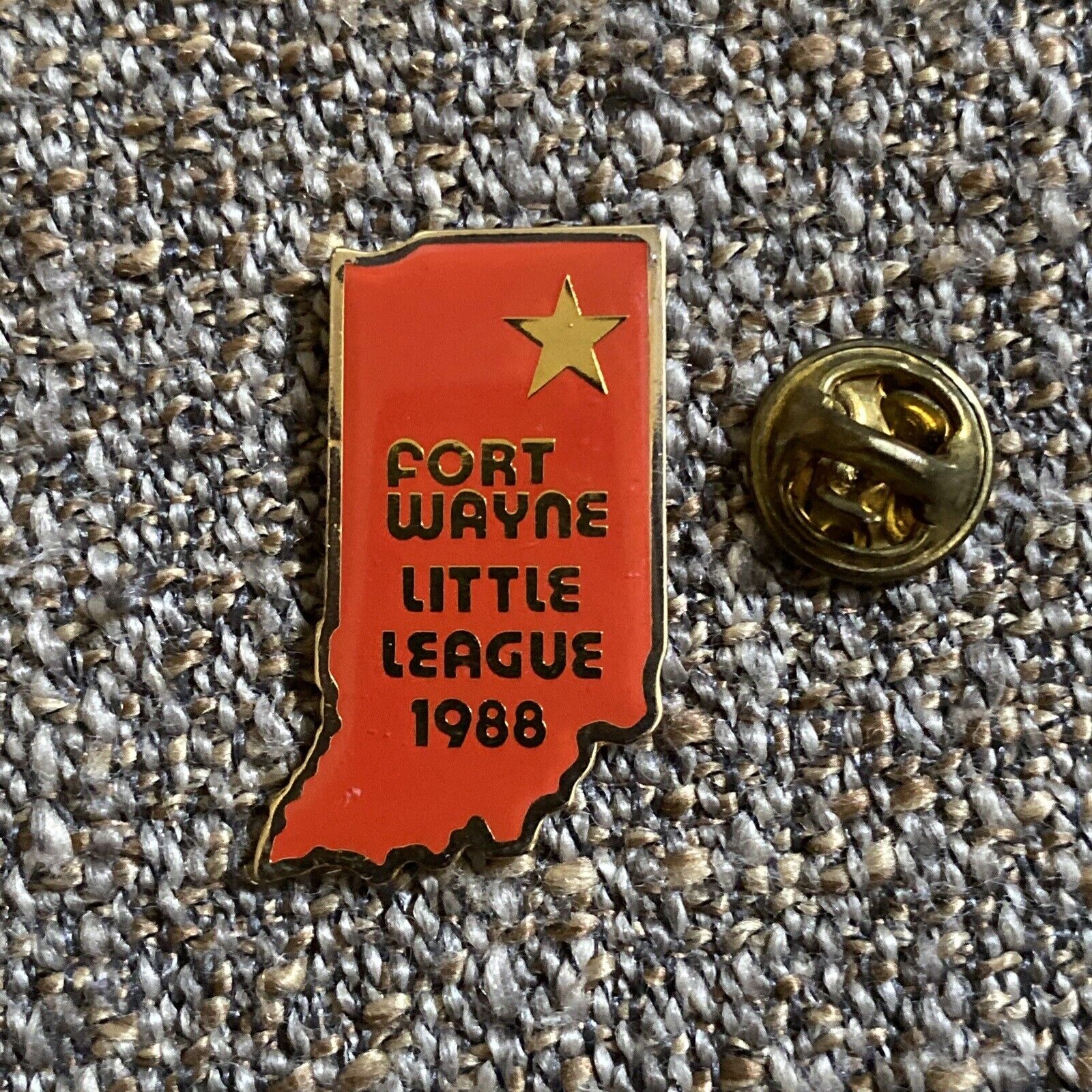 Vintage Fort Wayne Little League 1988 Indiana State Map Lapel Hat  Pin