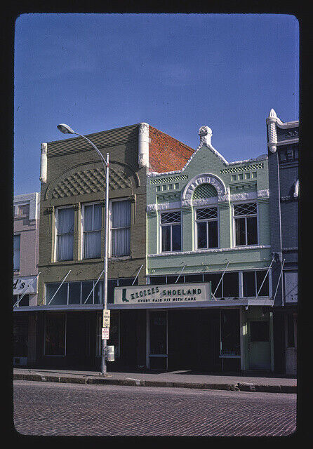 Photo:Commercial building,Seward Street,Seward,Nebraska