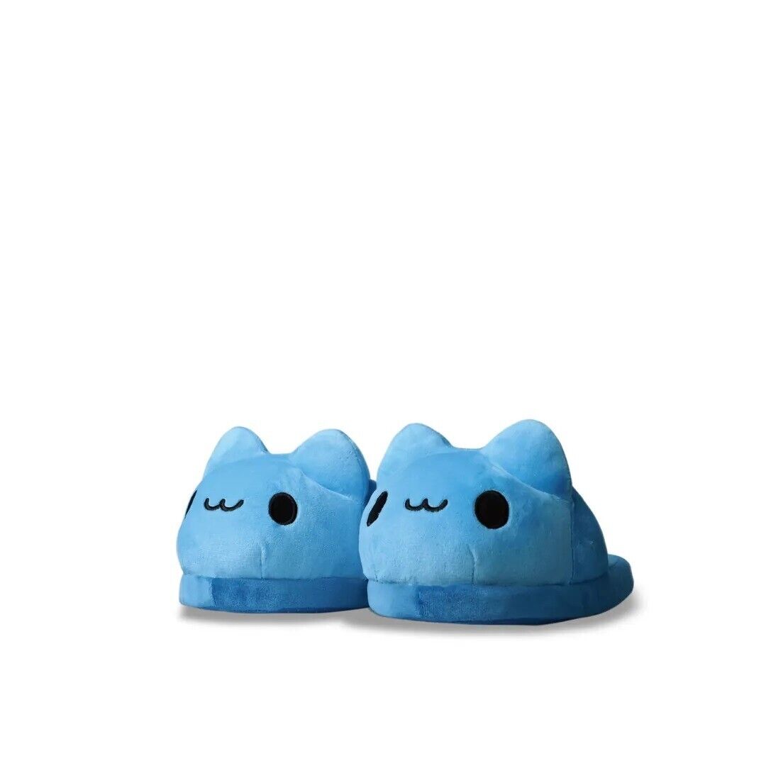 Bugcat Capoo X 7-11 Capoo Plush indoor slippers Free Size (official merch)