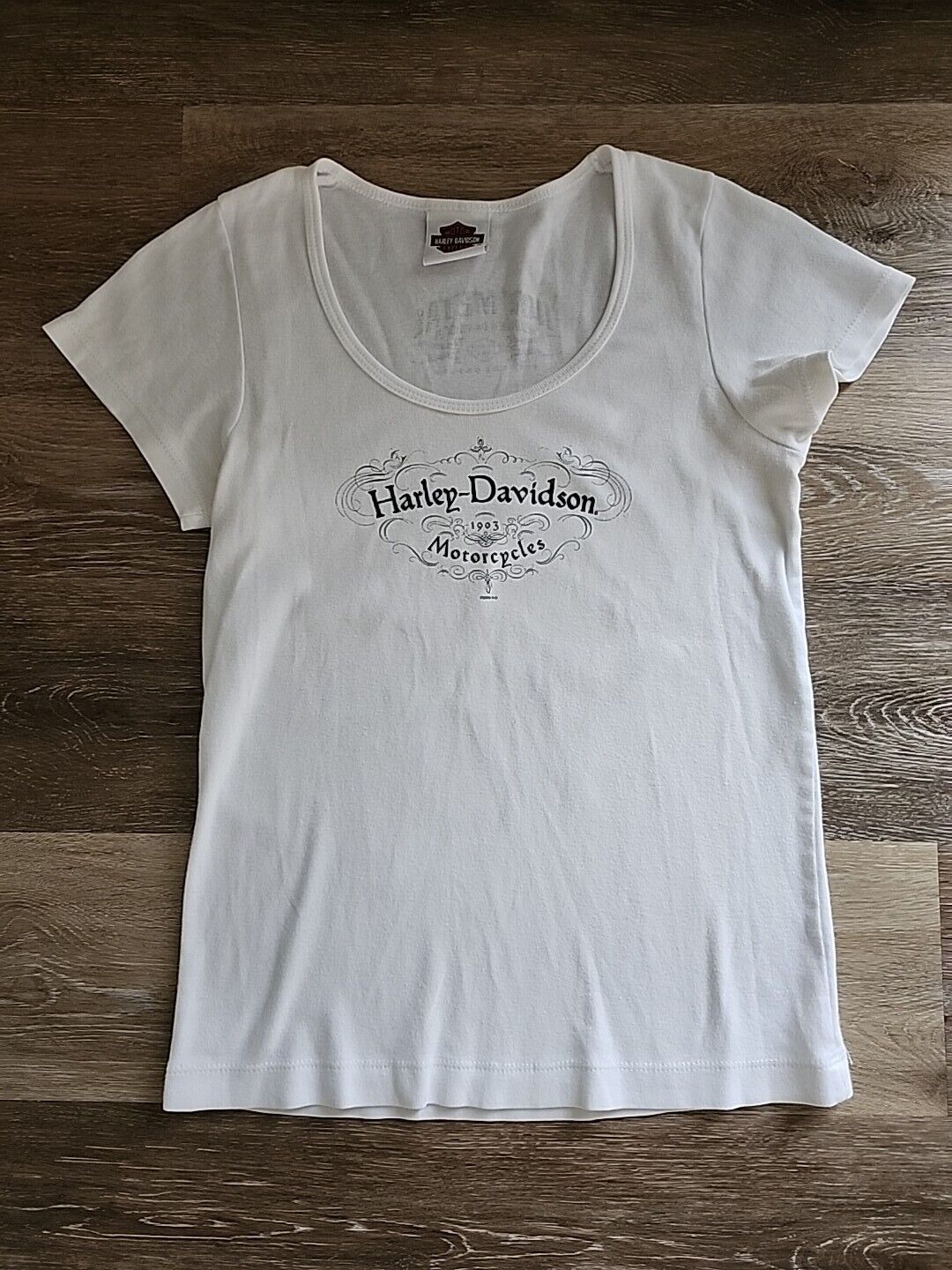 Women\'s genuine harley davidson white t shirt \