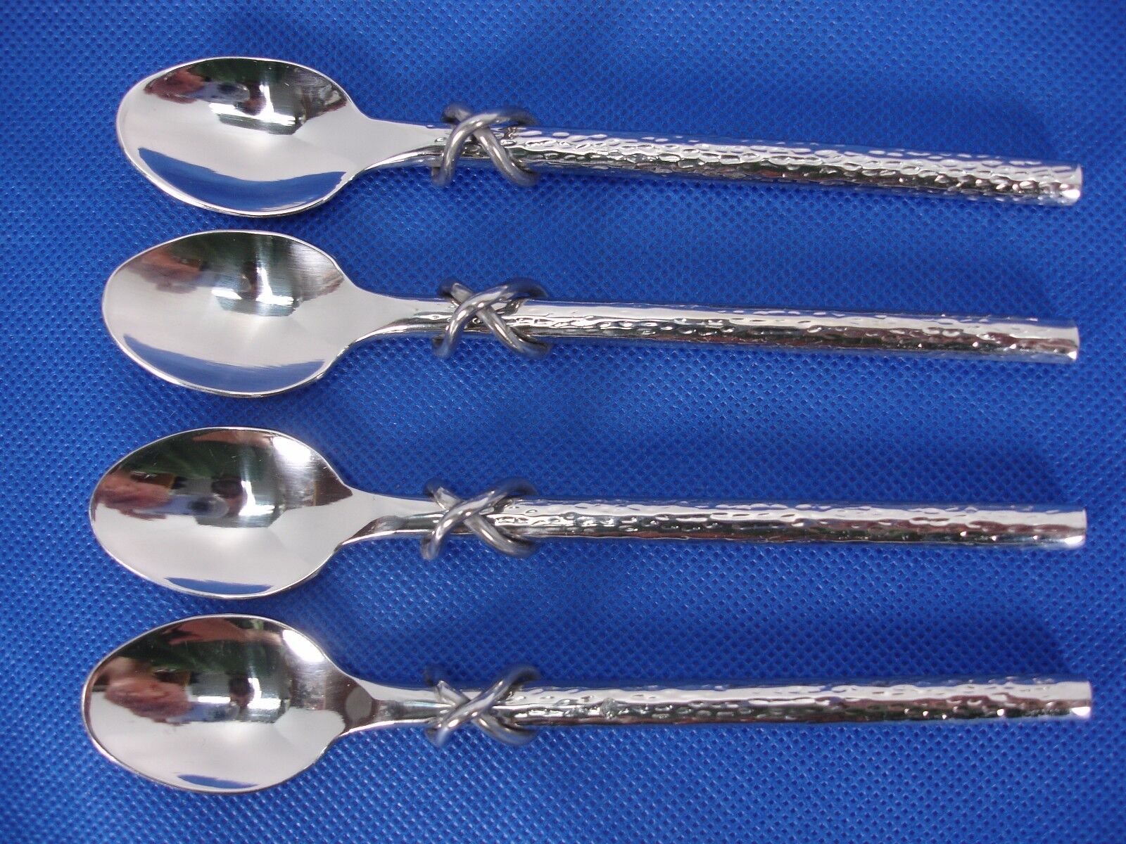 TOWLE LIVING COLLECTION 18/10 CHINA STAINESS STEEL SET OF 4 TEASPOONS SPOONS