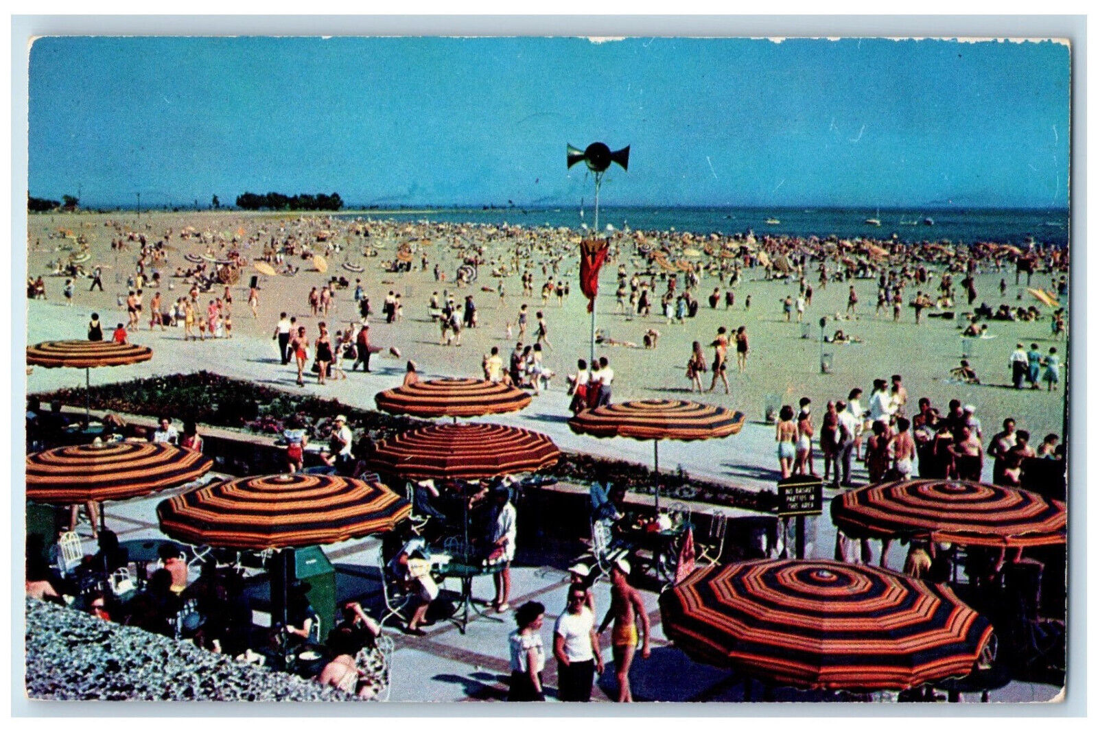 c1960\'s Scene at St Clair. Metropolitan Beach Harrison Township MI Postcard