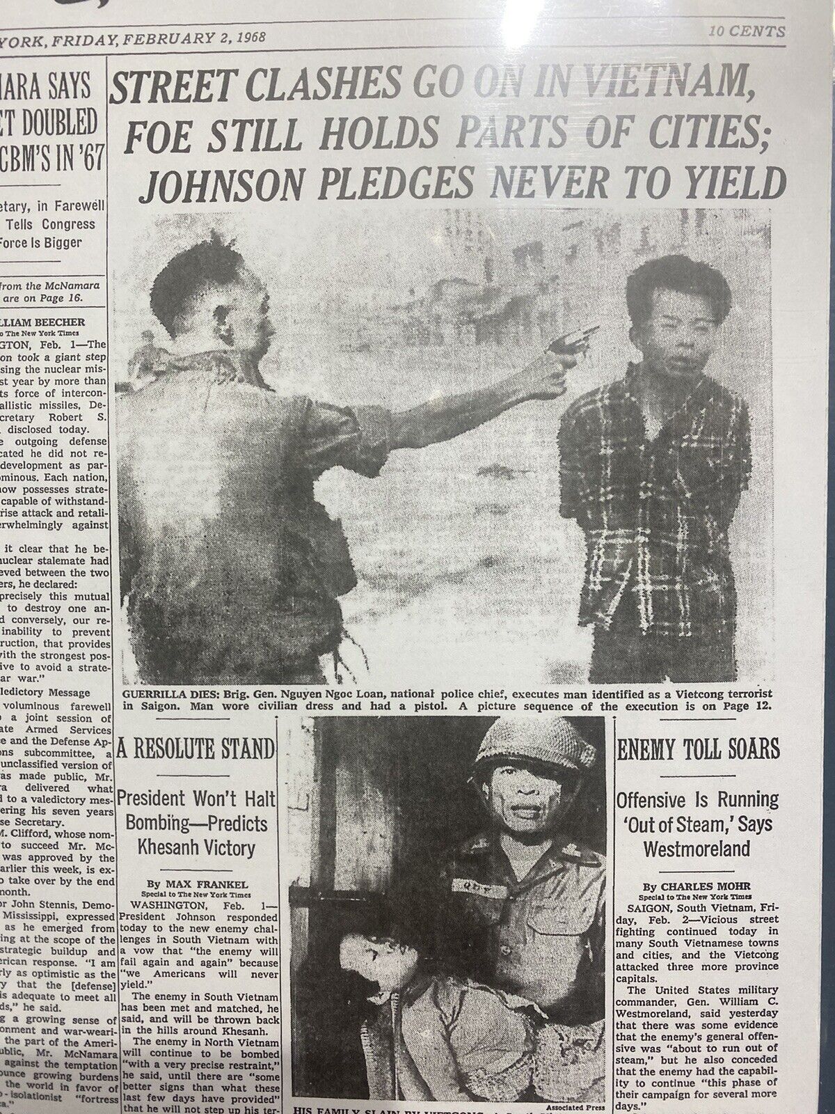 VINTAGE NEWSPAPER HEADLINE VIETCONG TERRORIST EXECUTION STREET FIGHTING 1968 WAR