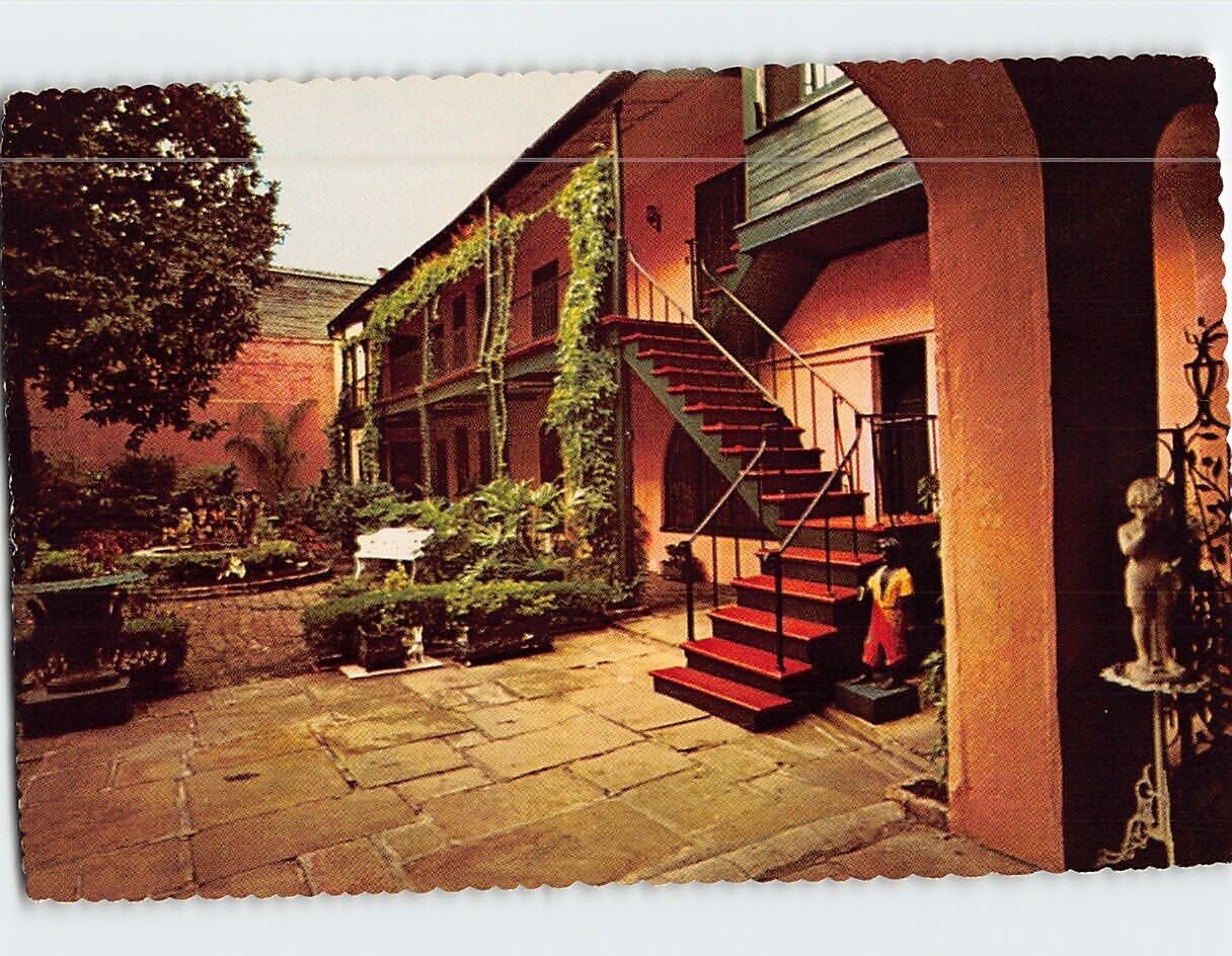 Postcard Maison Montegut Patio New Orleans Louisiana USA