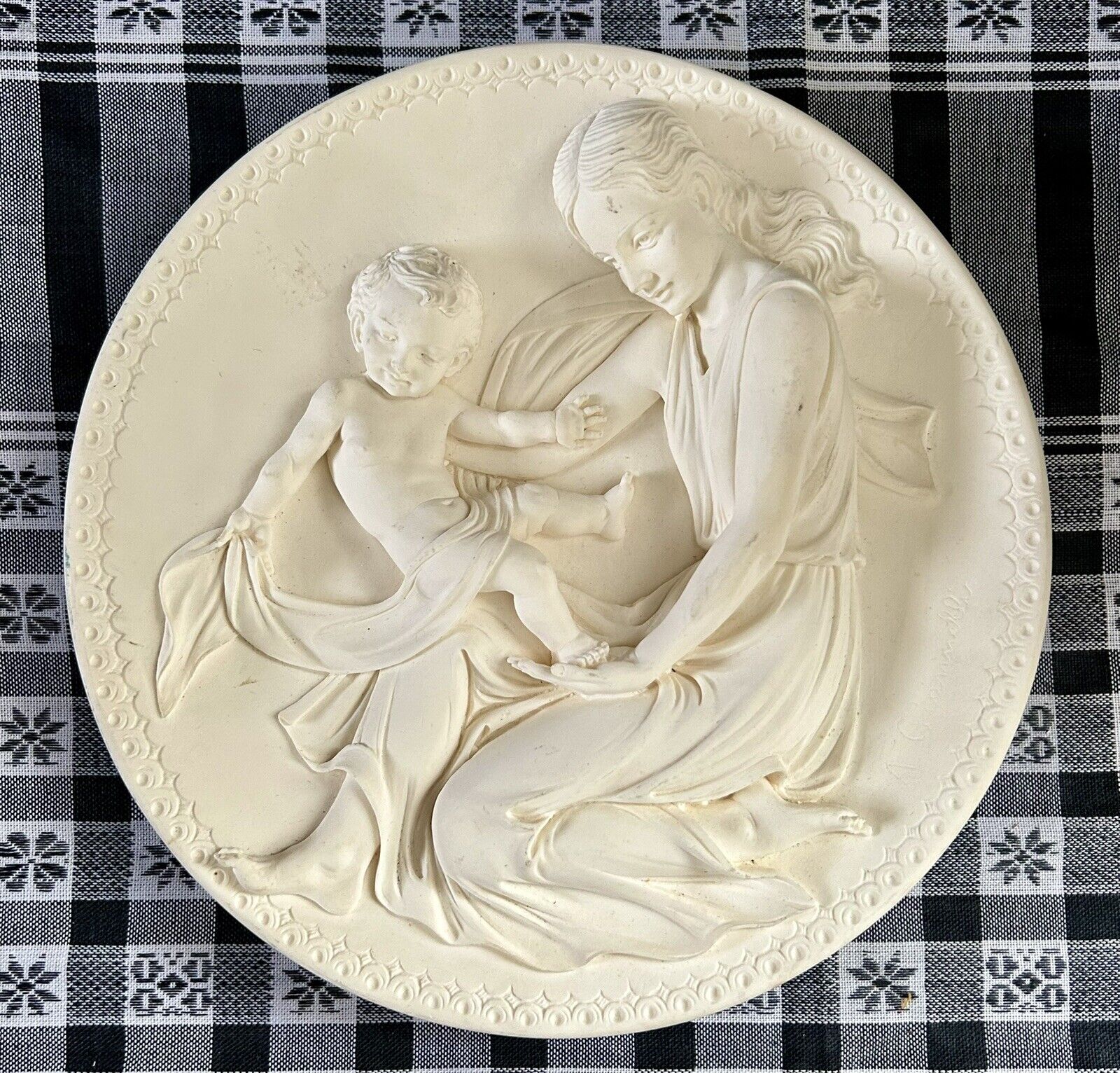 Arnaldo  Giannelli-Italy Plaque 1979 Humility Mirrors Of Motherhood 9” wide