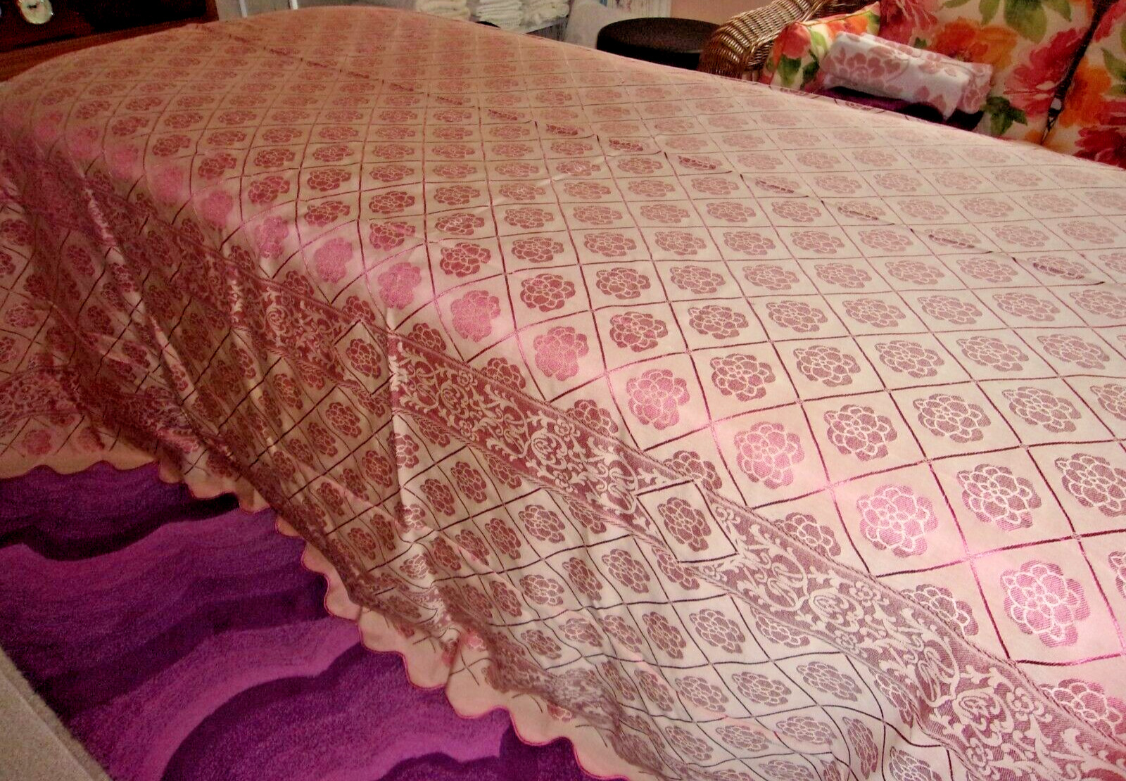 Vtg Bedspread Coverlet Dolly Madison Perennial Brocade Pinks Lt Weight Double